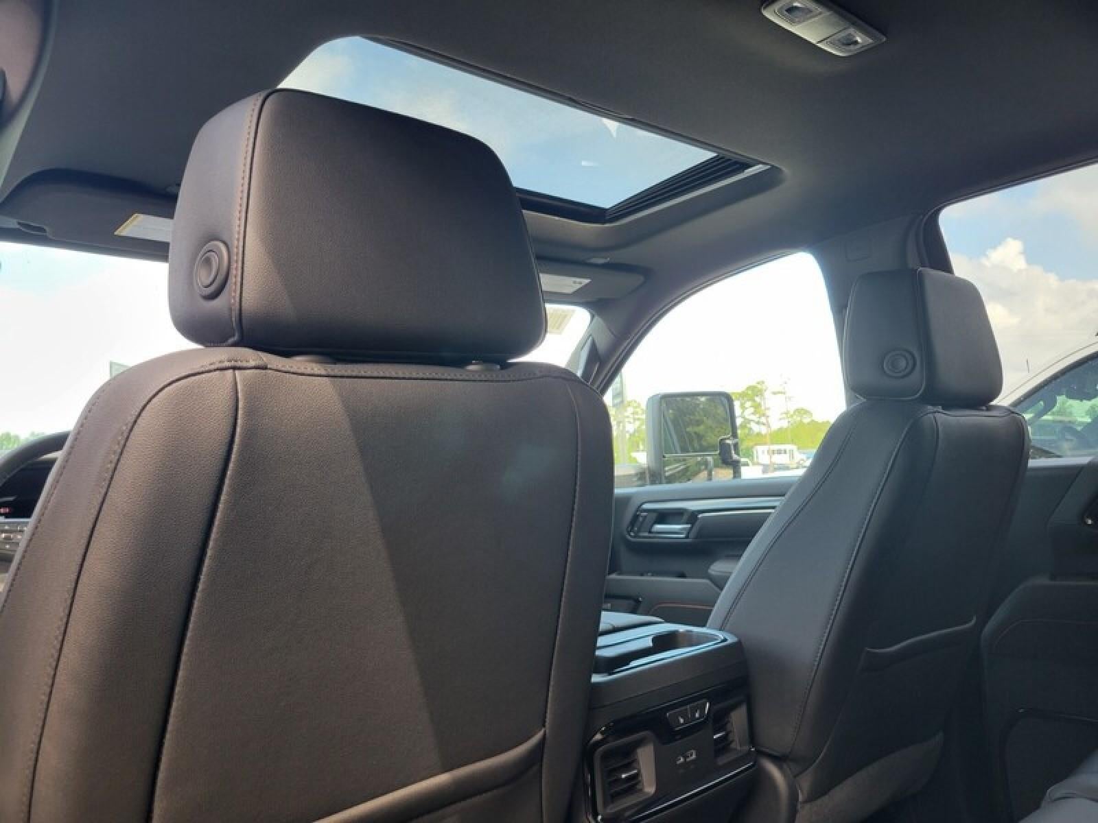 2026 GMC Sierra 2500 HD Crew Cab Standard Box 4-Wheel Drive AT4
