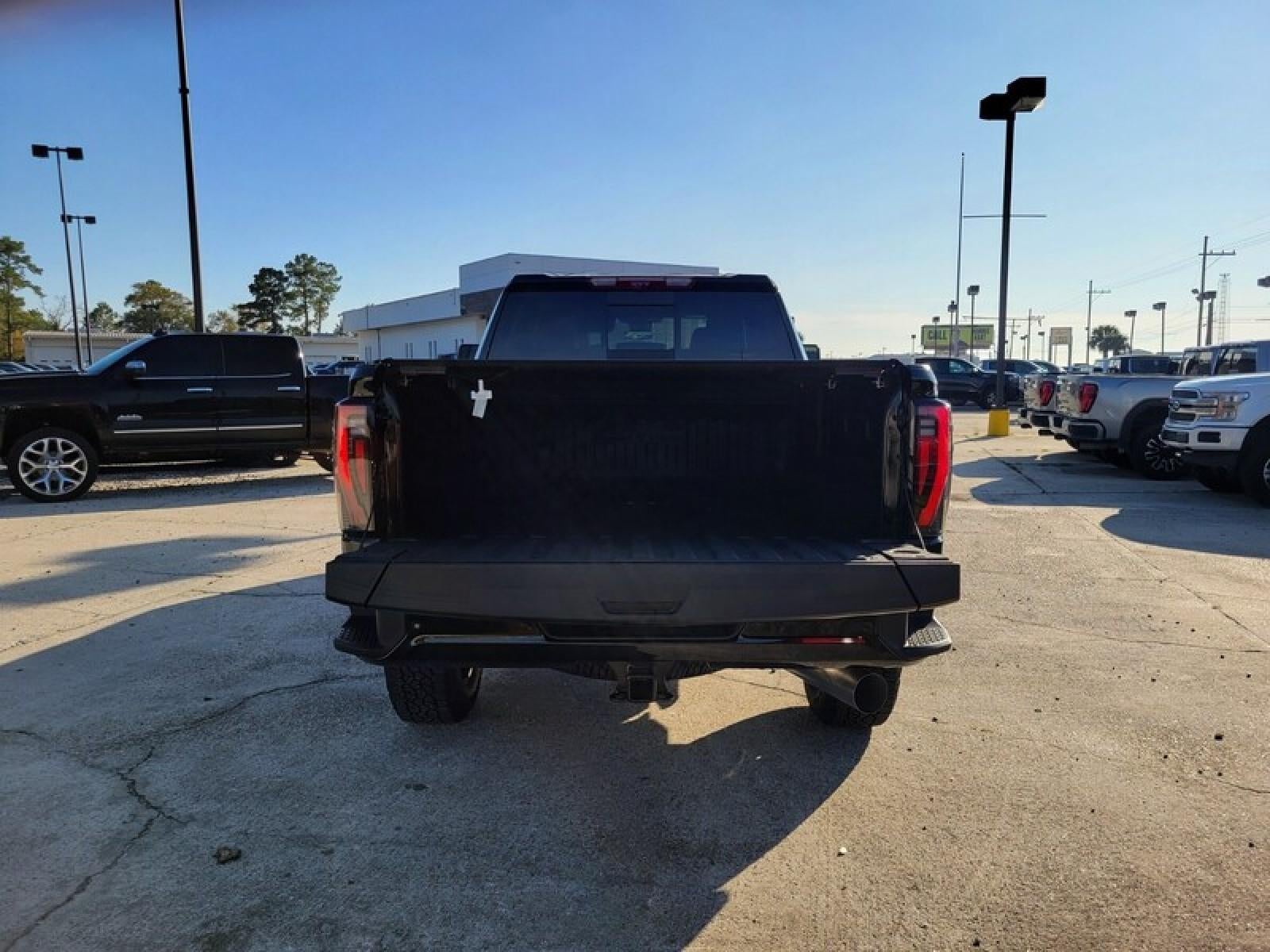 2026 GMC Sierra 2500 HD Crew Cab Standard Box 4-Wheel Drive AT4