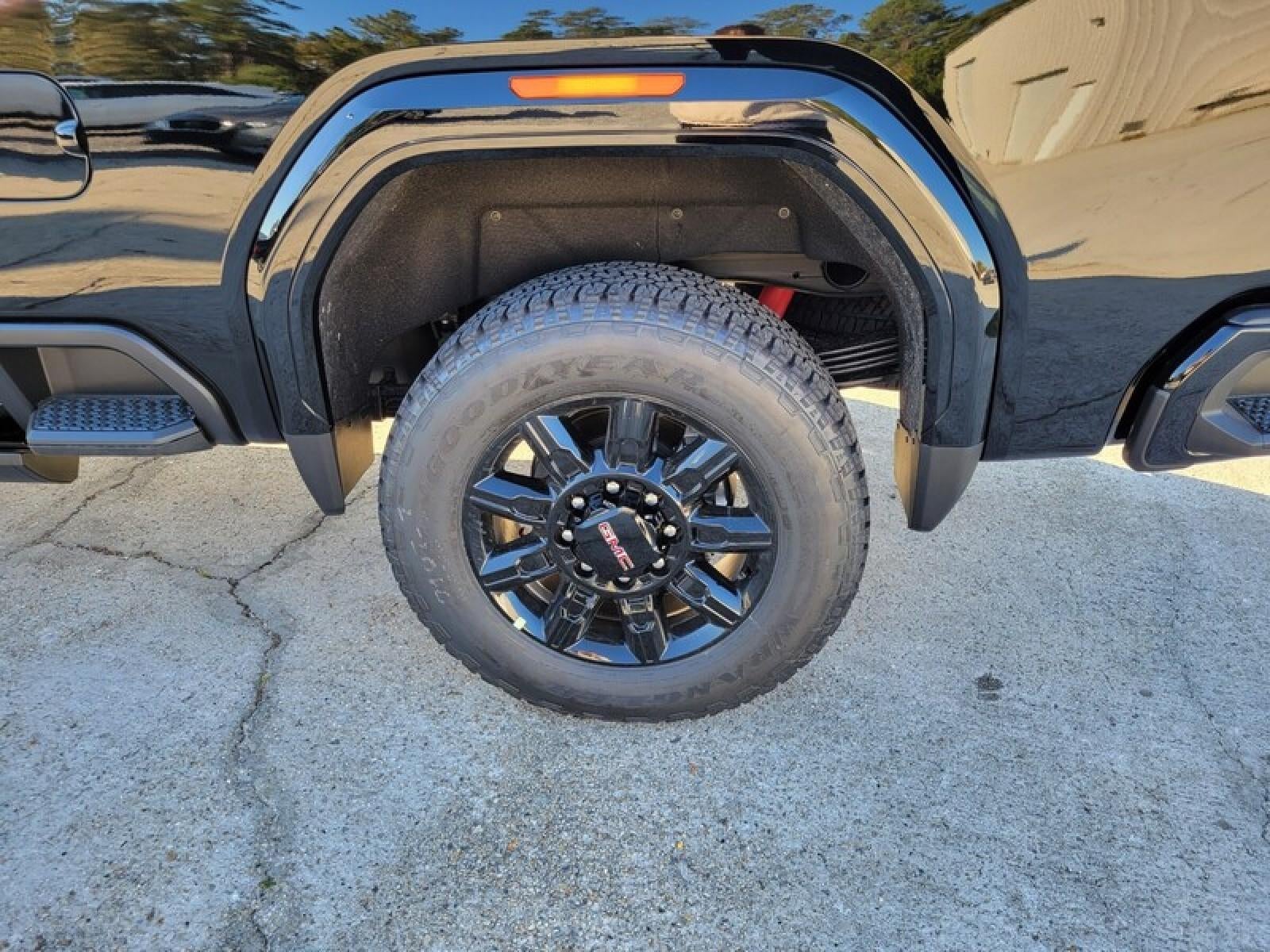 2026 GMC Sierra 2500 HD Crew Cab Standard Box 4-Wheel Drive AT4