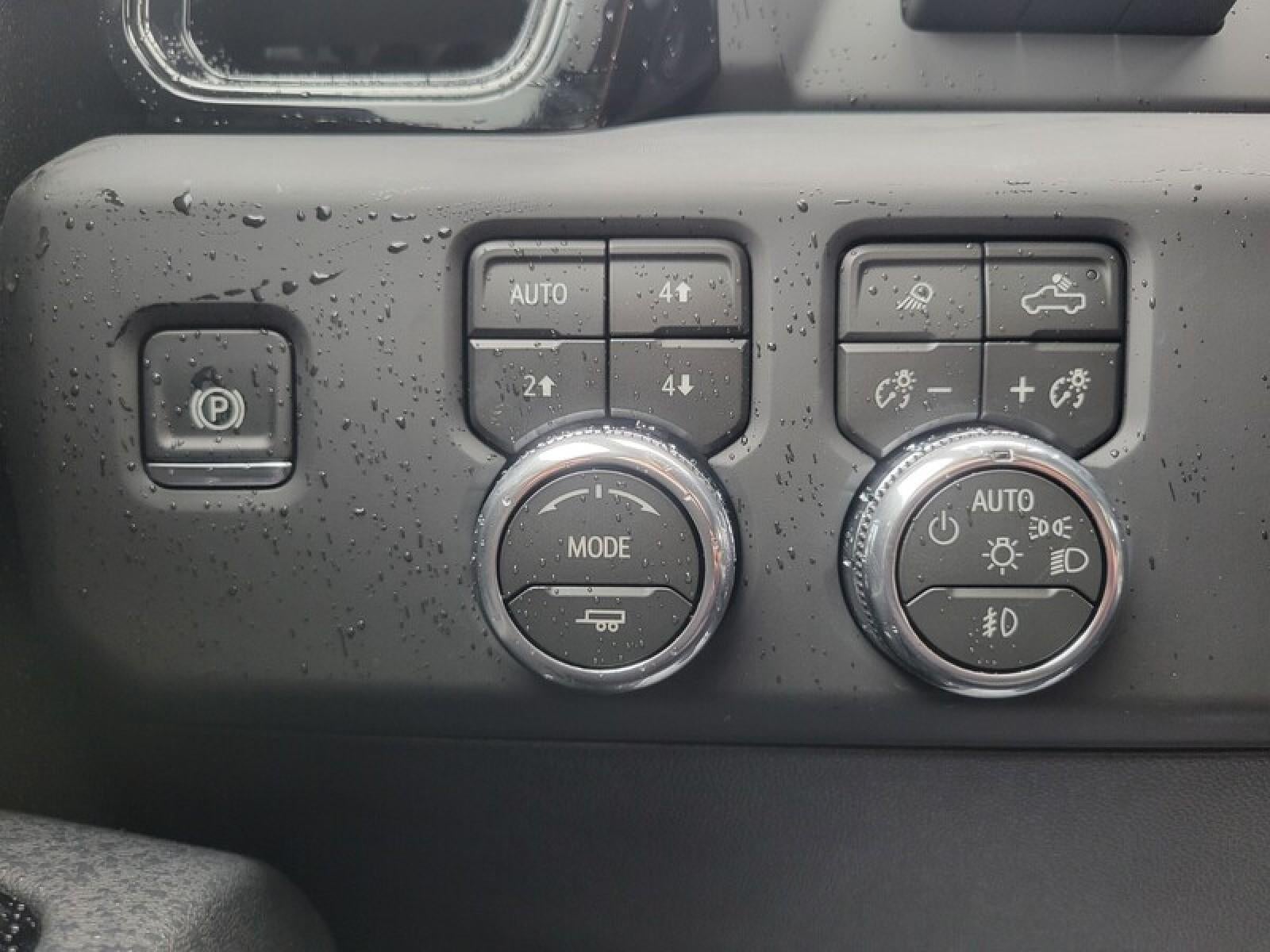 2026 GMC Sierra 2500 HD Crew Cab Long Box 4-Wheel Drive AT4