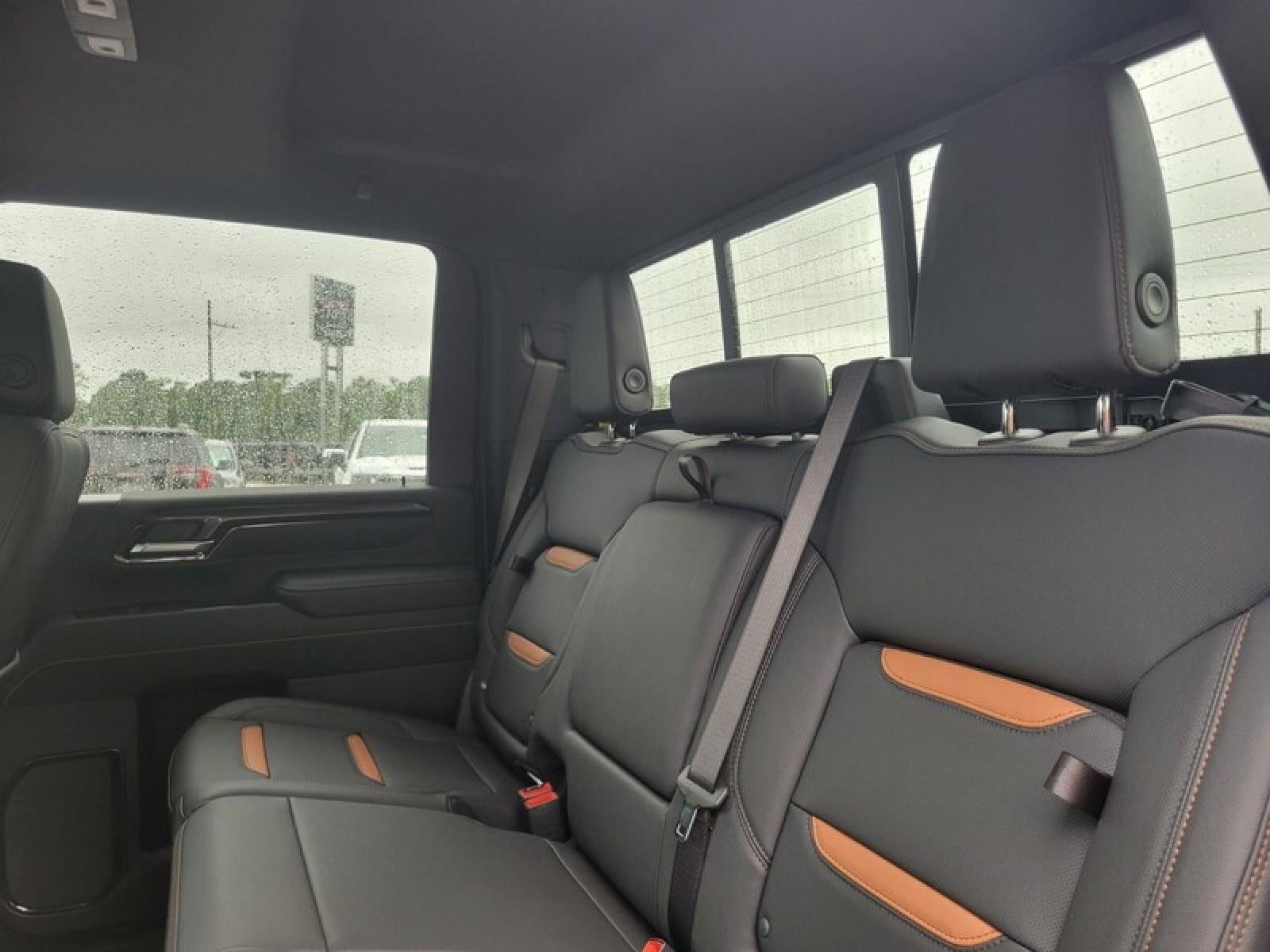 2026 GMC Sierra 2500 HD Crew Cab Long Box 4-Wheel Drive AT4