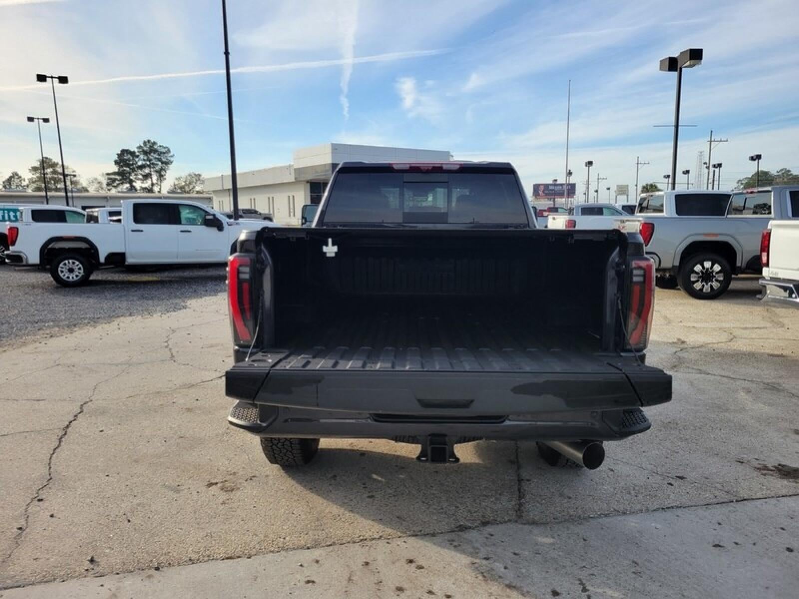 2026 GMC Sierra 2500 HD Crew Cab Standard Box 4-Wheel Drive AT4