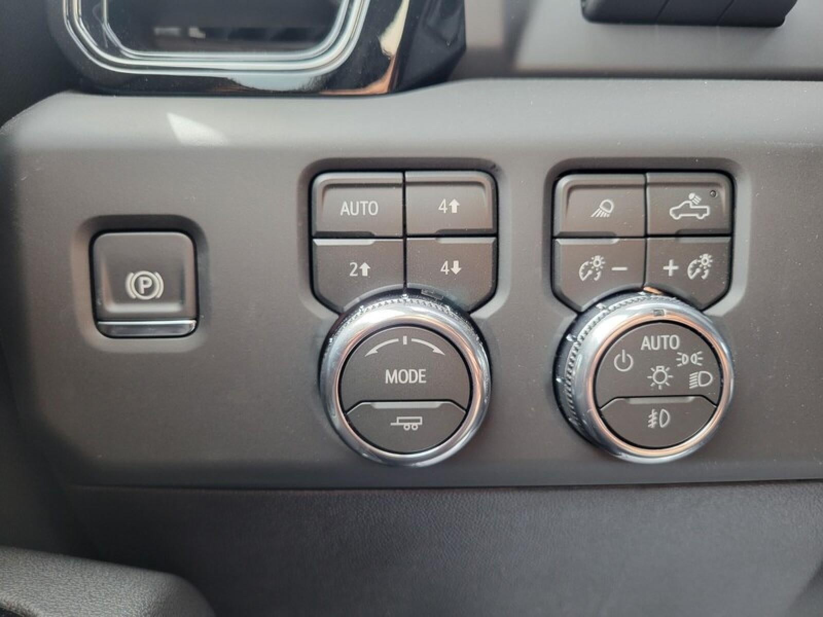2026 GMC Sierra 2500 HD Crew Cab Standard Box 4-Wheel Drive AT4