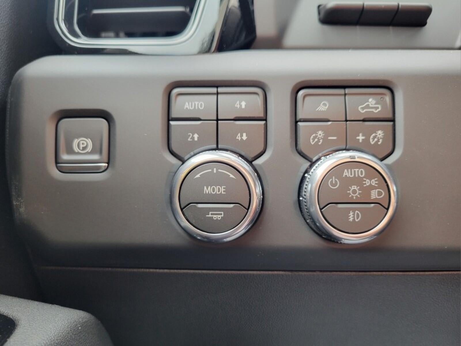 2026 GMC Sierra 2500 HD Crew Cab Standard Box 4-Wheel Drive AT4