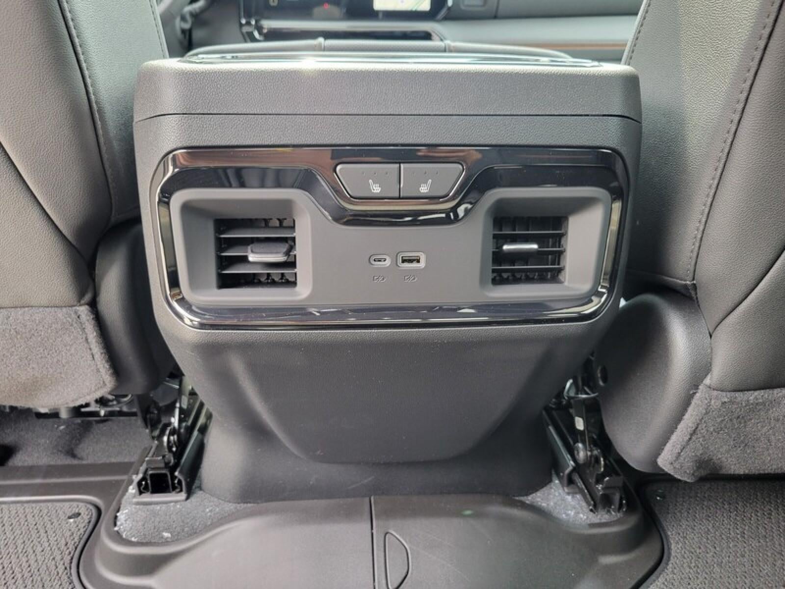 2026 GMC Sierra 2500 HD Crew Cab Standard Box 4-Wheel Drive AT4