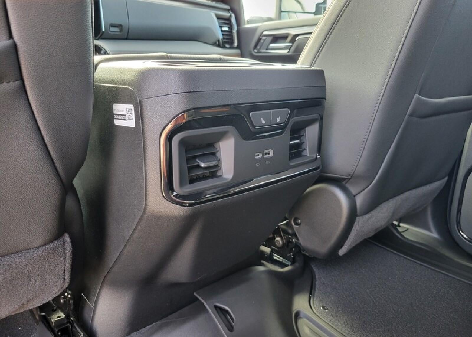 2026 GMC Sierra 2500 HD Crew Cab Standard Box 4-Wheel Drive AT4