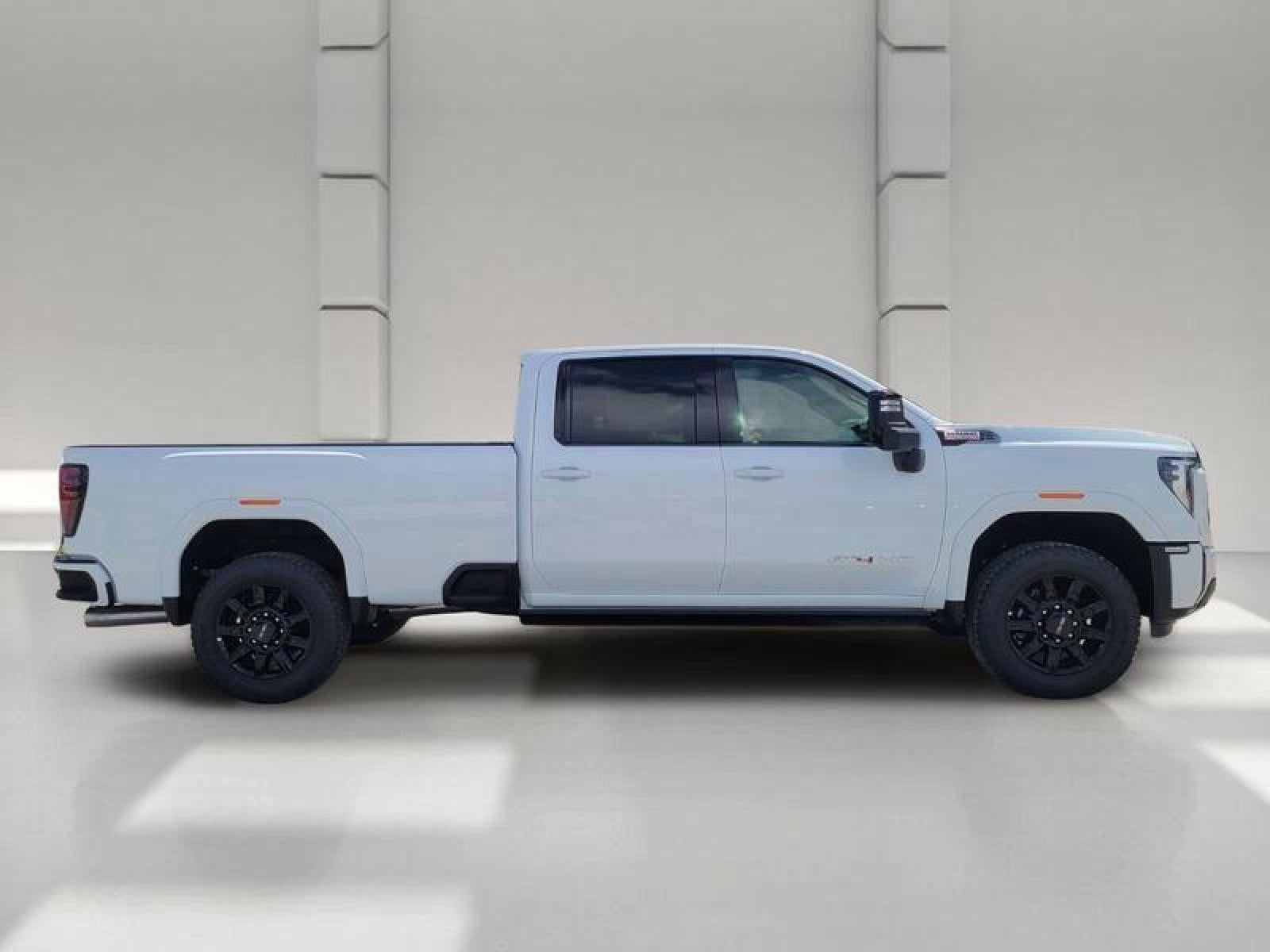 2026 GMC Sierra 2500 HD Crew Cab Long Box 4-Wheel Drive AT4