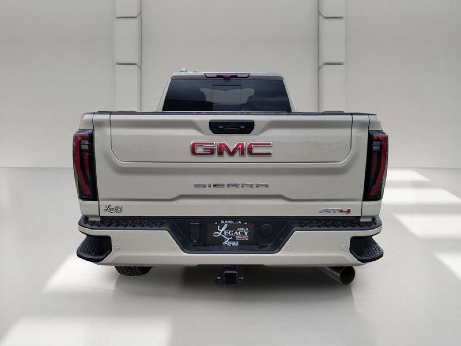 2026 GMC Sierra 2500 HD Crew Cab Long Box 4-Wheel Drive AT4