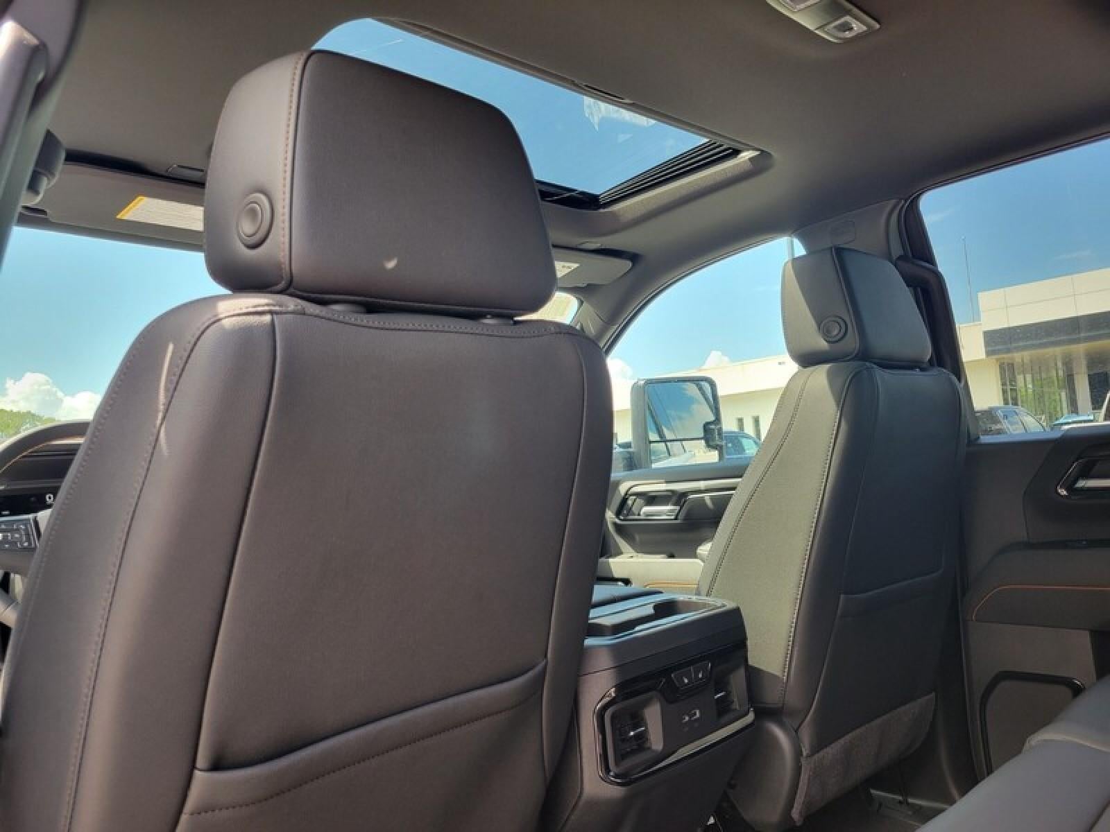 2026 GMC Sierra 2500 HD Crew Cab Standard Box 4-Wheel Drive AT4