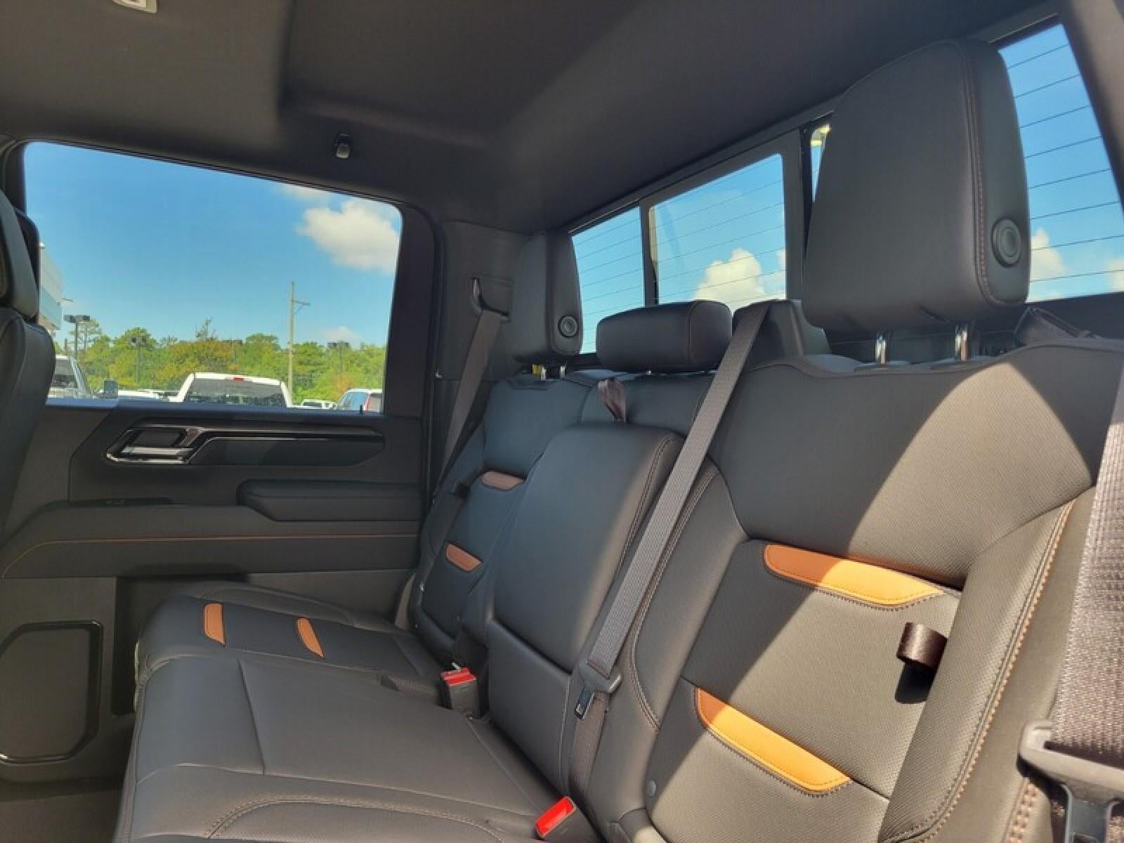 2026 GMC Sierra 2500 HD Crew Cab Standard Box 4-Wheel Drive AT4