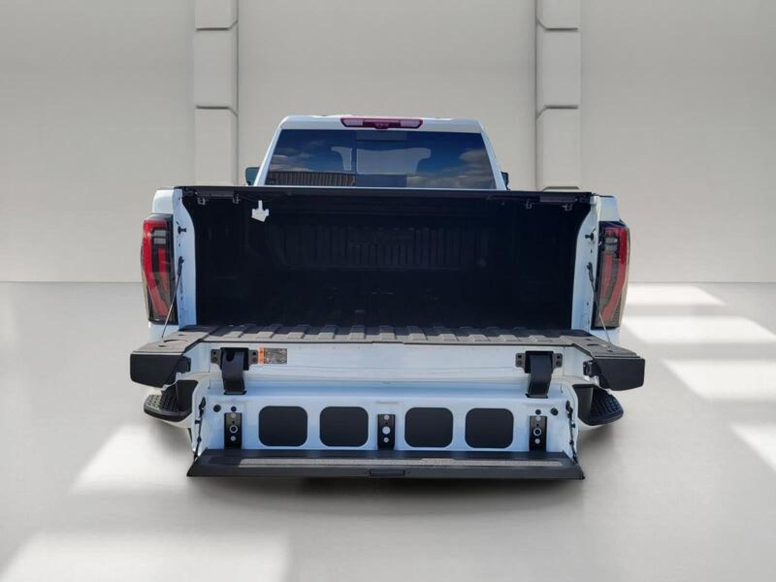 2026 GMC Sierra 2500 HD Crew Cab Standard Box 4-Wheel Drive AT4