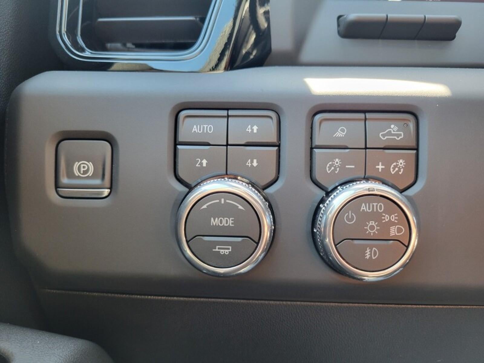 2026 GMC Sierra 2500 HD Crew Cab Standard Box 4-Wheel Drive AT4