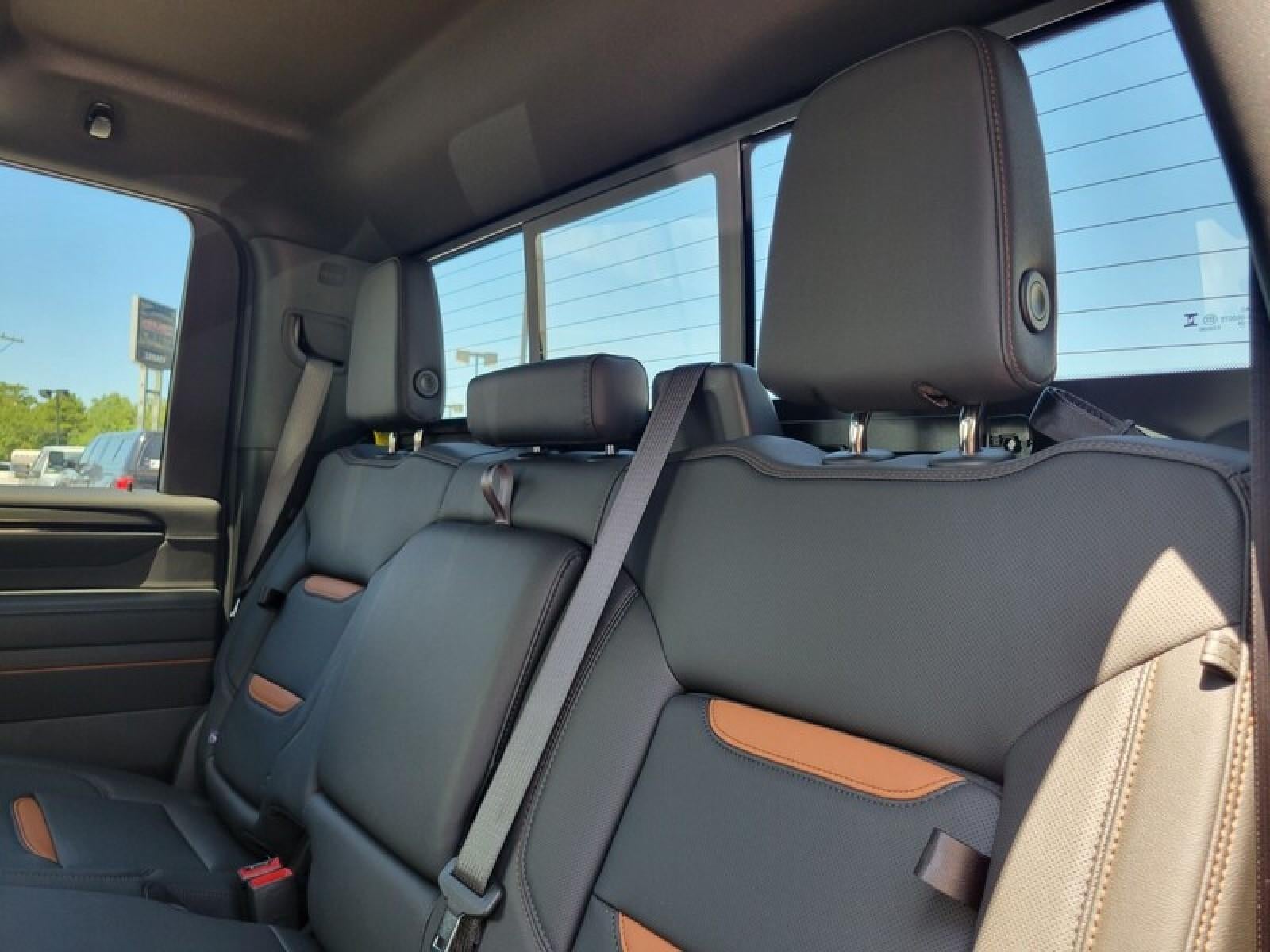 2026 GMC Sierra 2500 HD Crew Cab Standard Box 4-Wheel Drive AT4