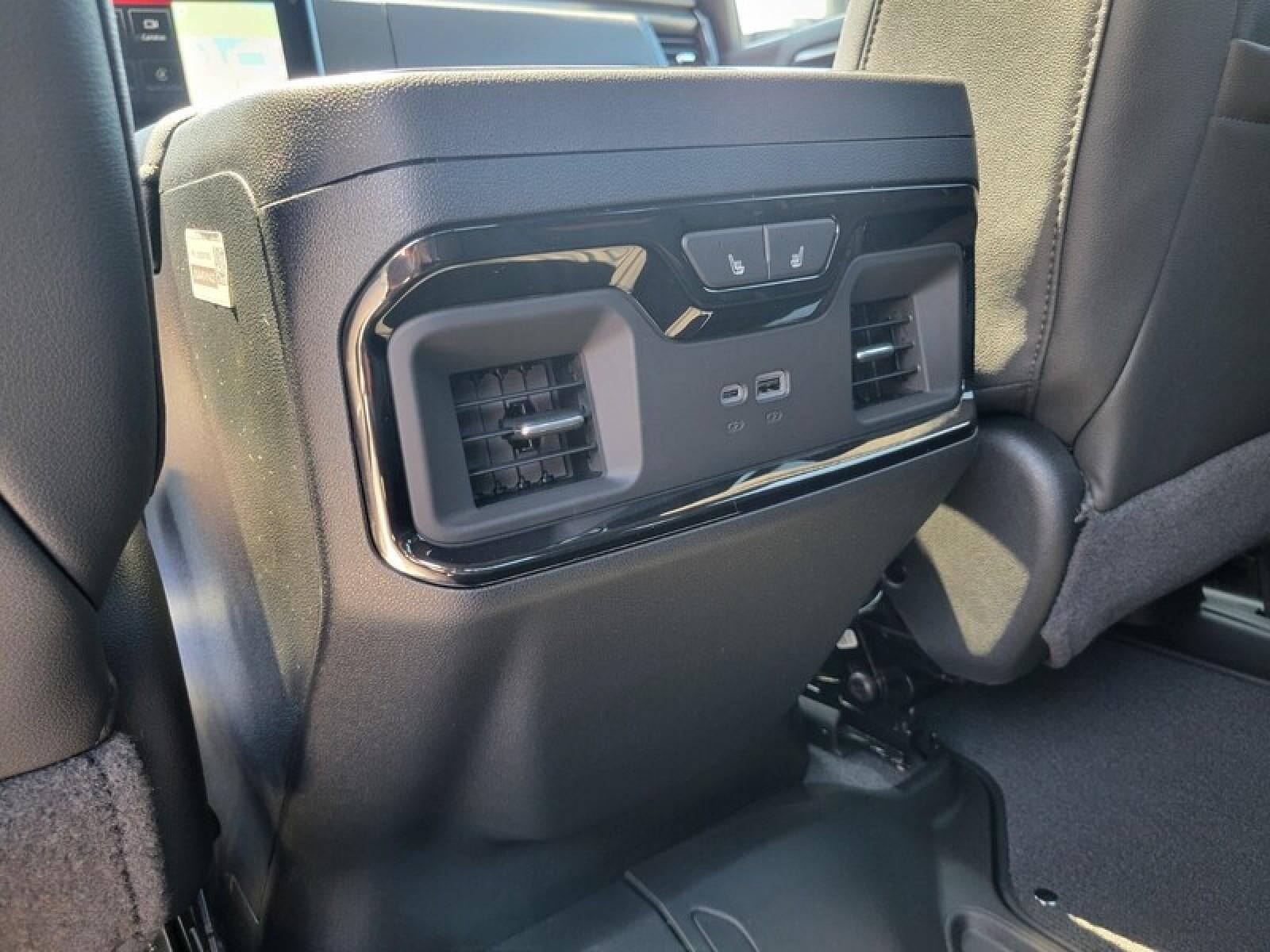 2026 GMC Sierra 2500 HD Crew Cab Standard Box 4-Wheel Drive AT4