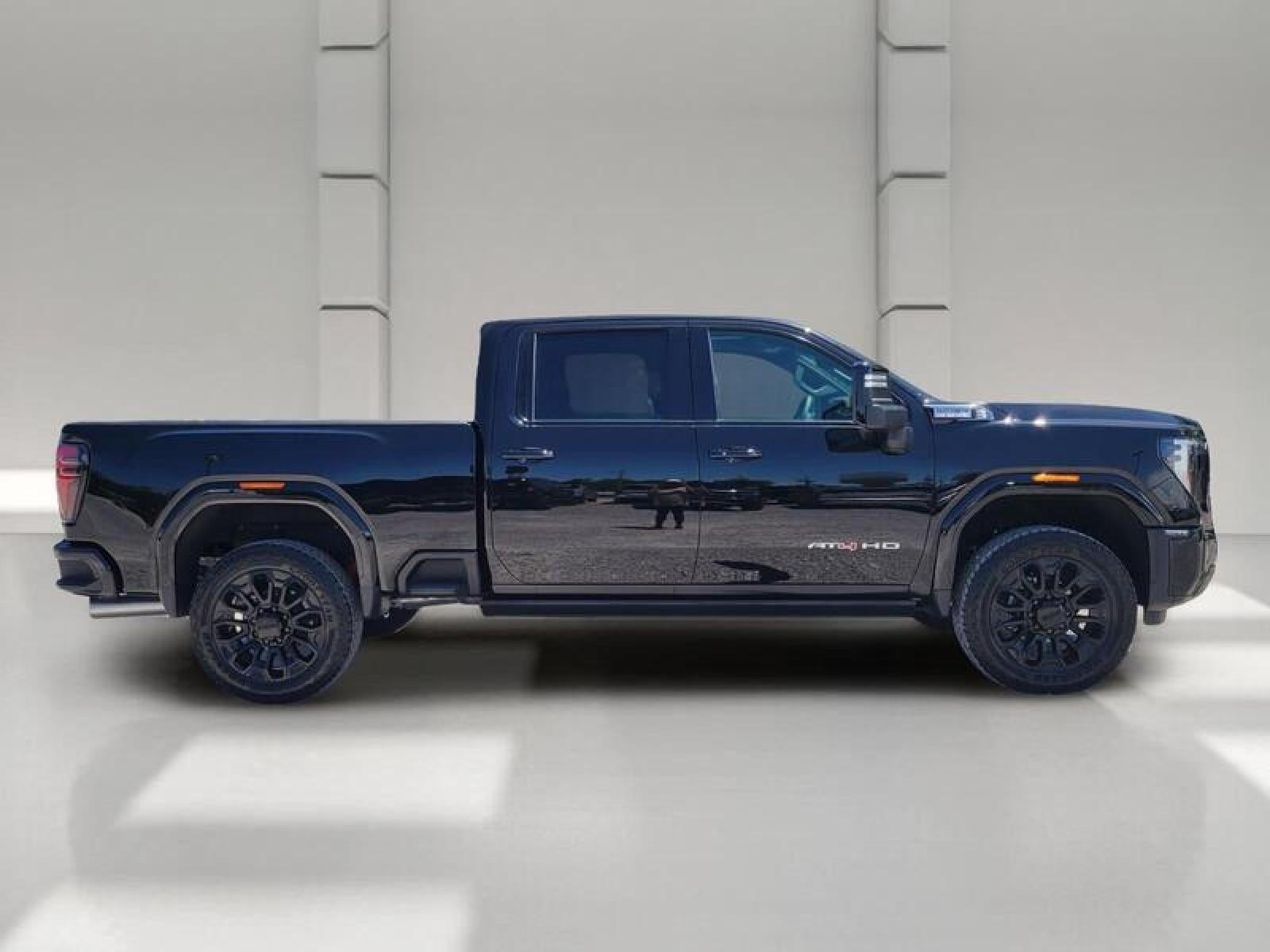 2026 GMC Sierra 2500 HD Crew Cab Standard Box 4-Wheel Drive AT4