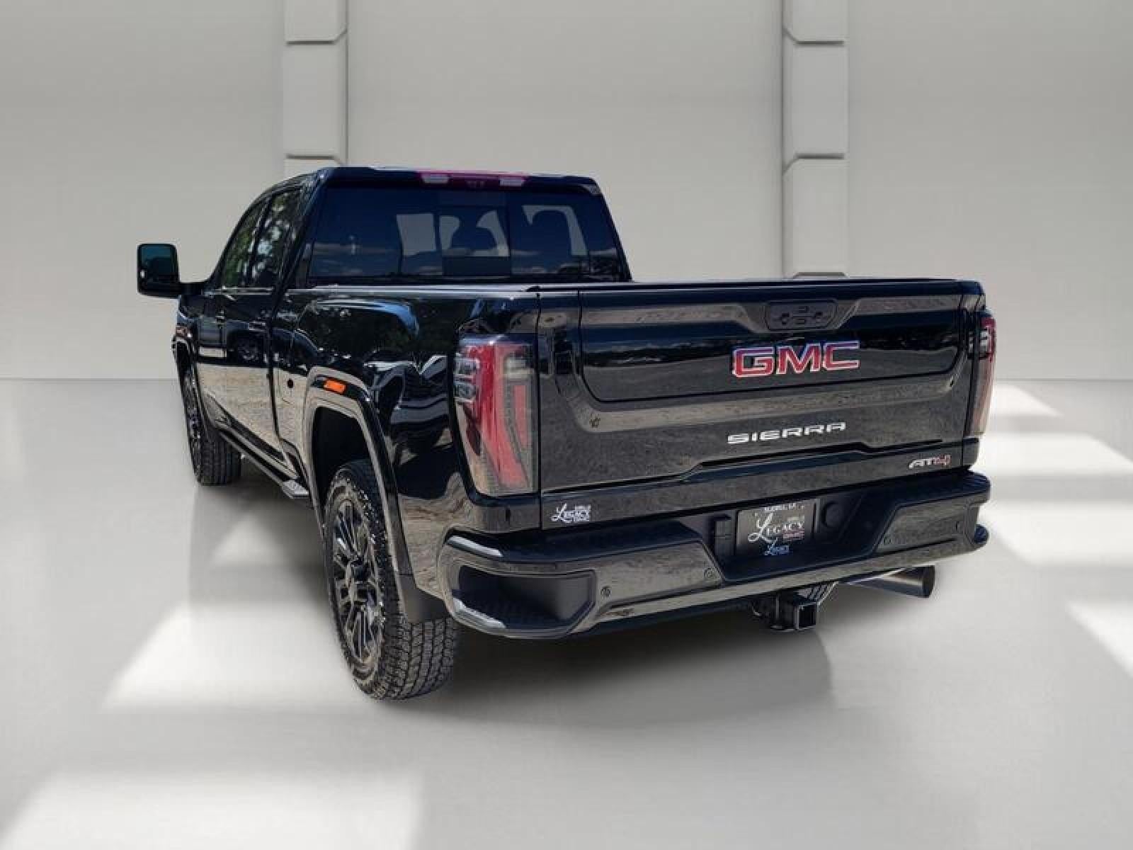 2026 GMC Sierra 2500 HD Crew Cab Standard Box 4-Wheel Drive AT4