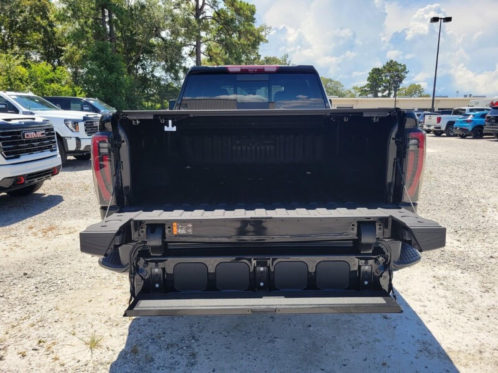 2026 GMC Sierra 2500 HD Crew Cab Standard Box 4-Wheel Drive AT4