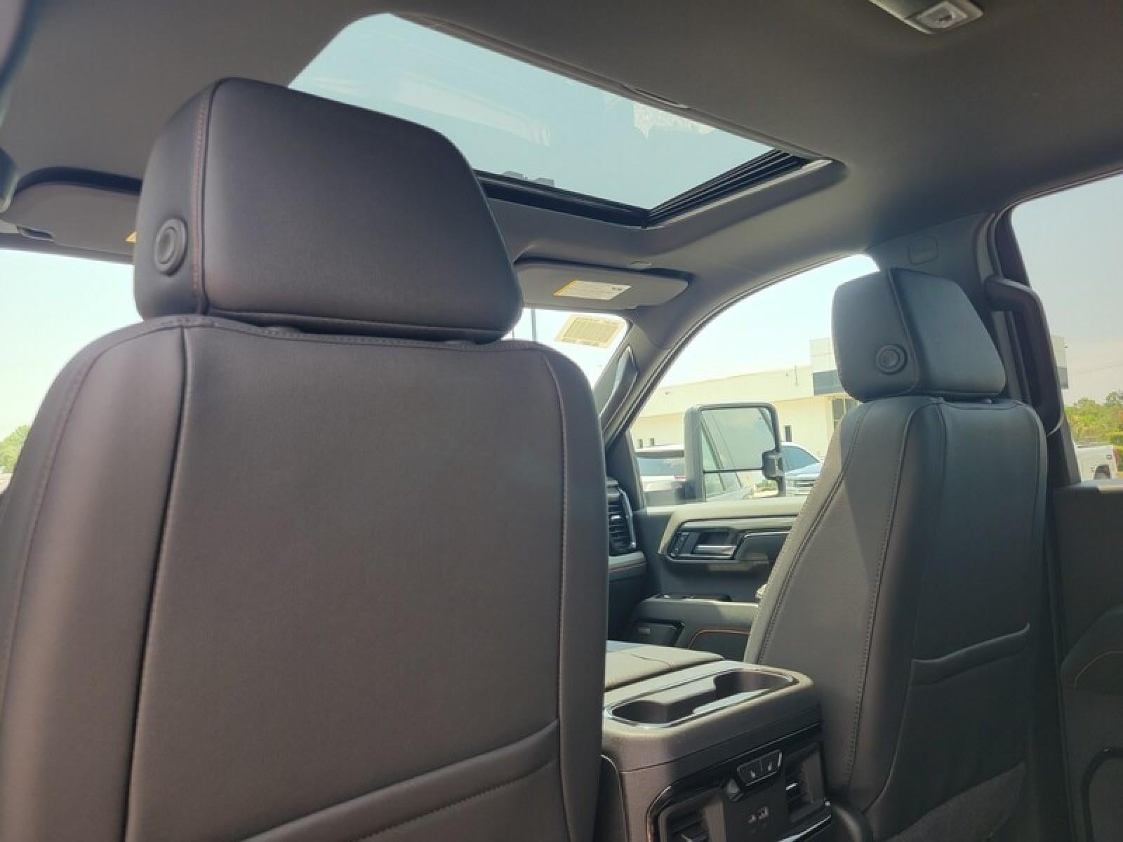 2026 GMC Sierra 2500 HD Crew Cab Standard Box 4-Wheel Drive AT4