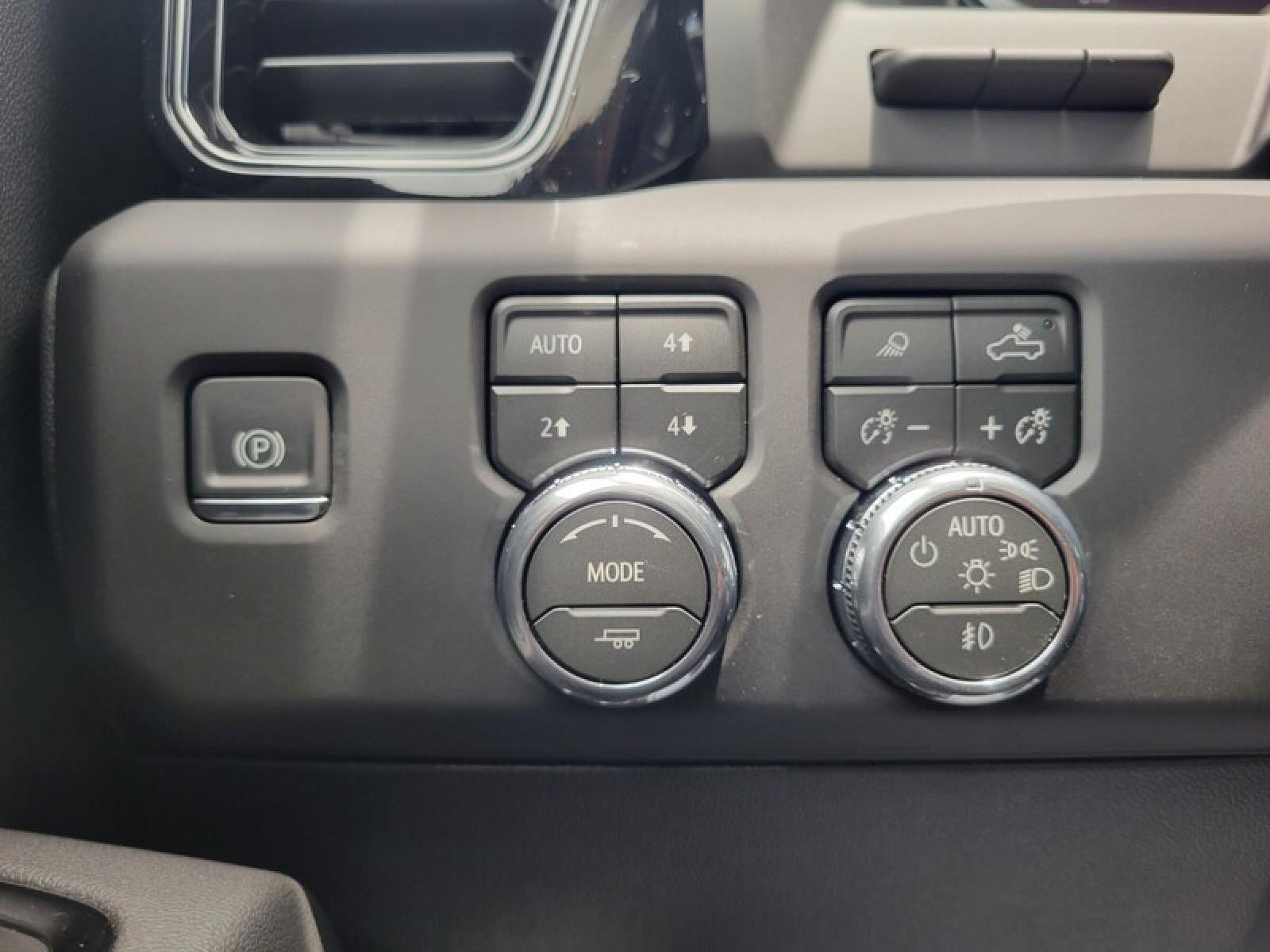 2026 GMC Sierra 2500 HD Crew Cab Standard Box 4-Wheel Drive AT4