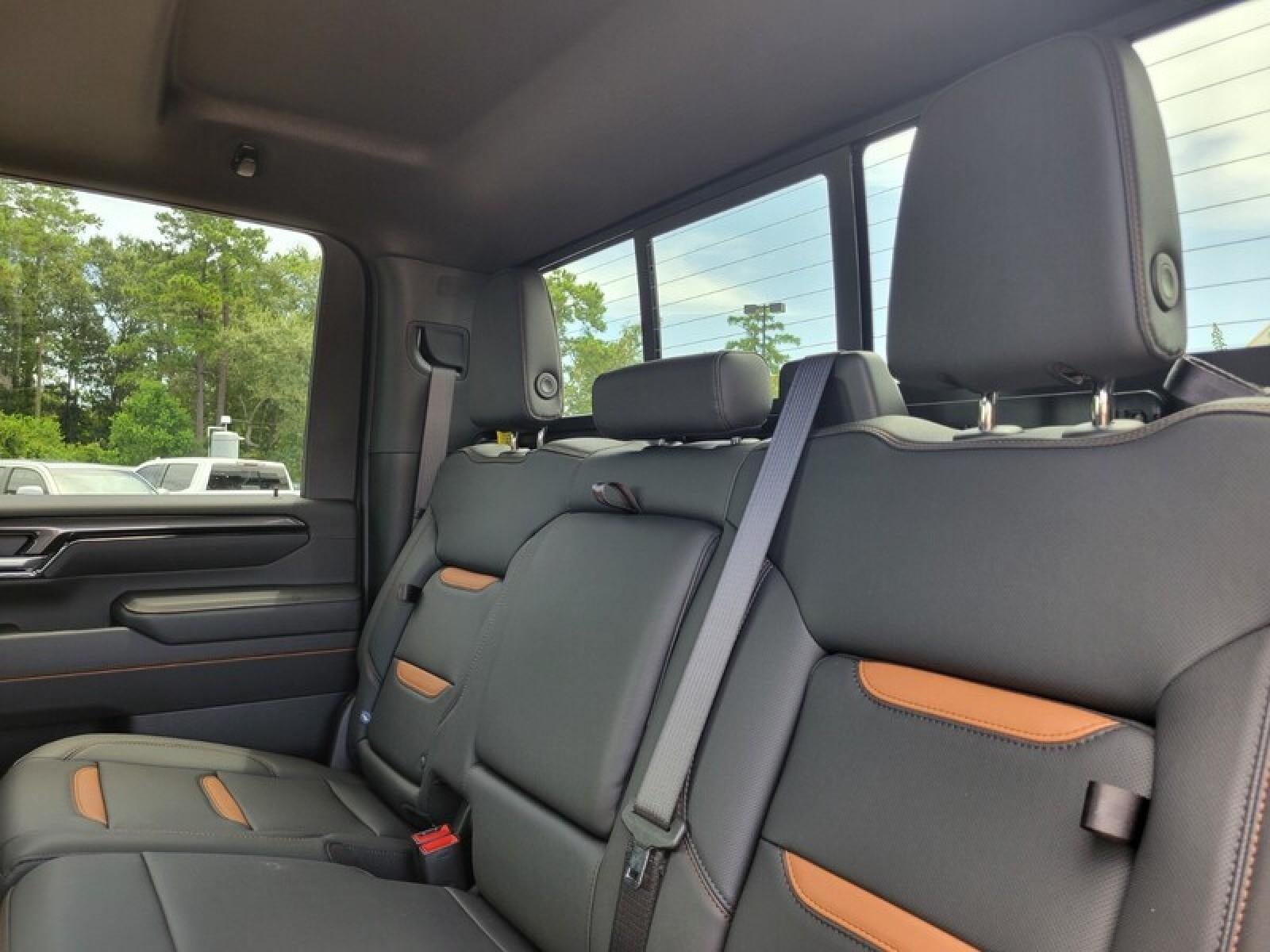 2026 GMC Sierra 2500 HD Crew Cab Standard Box 4-Wheel Drive AT4