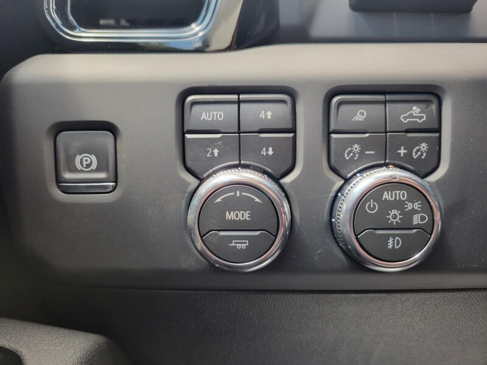 2026 GMC Sierra 2500 HD Crew Cab Standard Box 4-Wheel Drive AT4