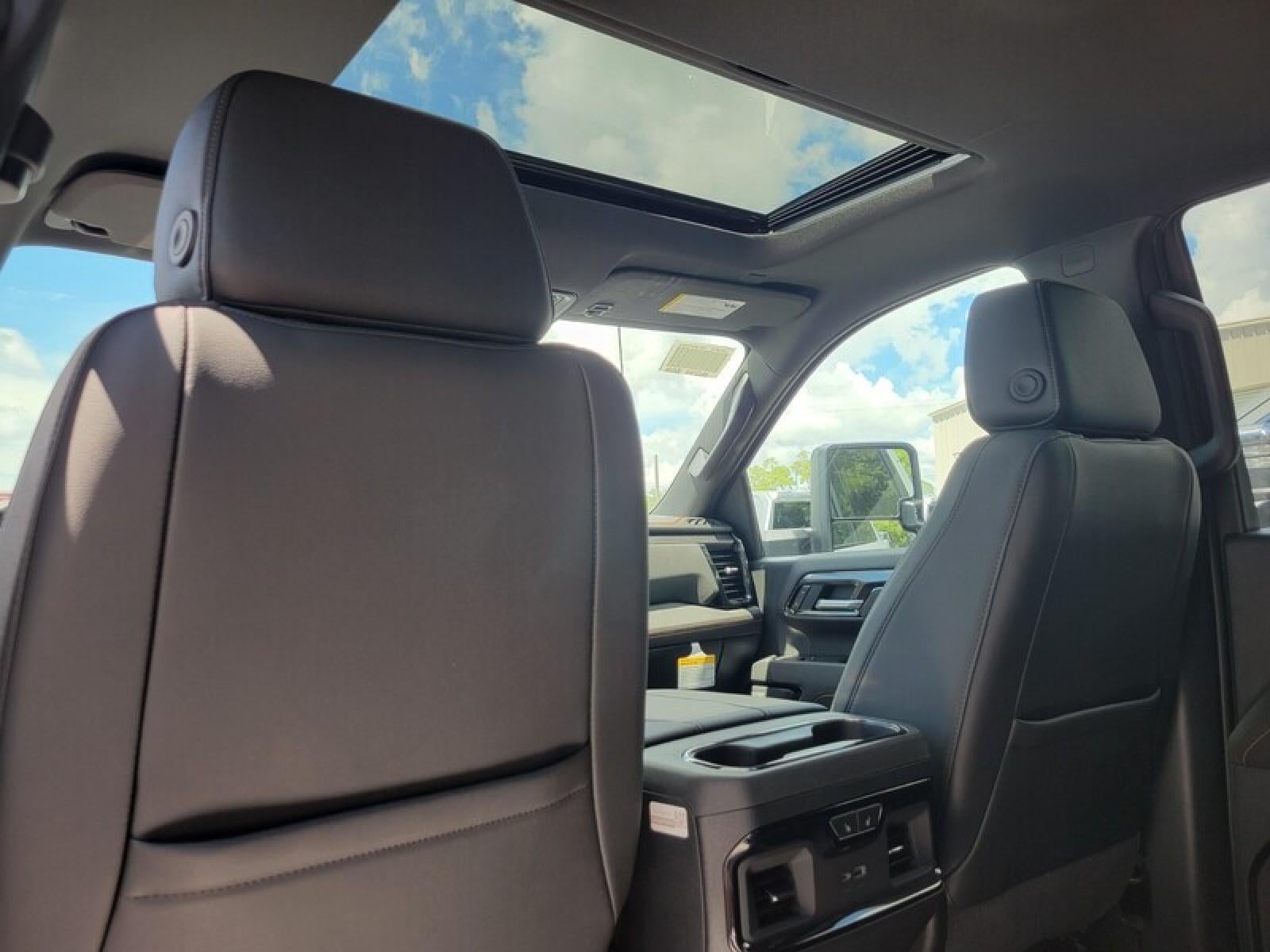 2026 GMC Sierra 2500 HD Crew Cab Standard Box 4-Wheel Drive AT4