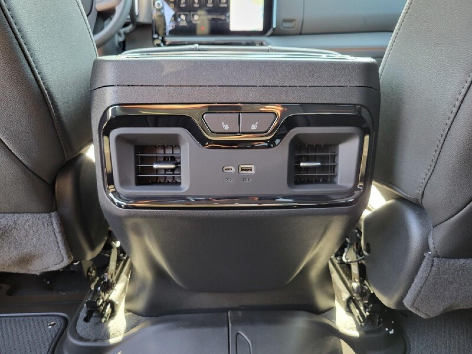 2026 GMC Sierra 2500 HD Crew Cab Standard Box 4-Wheel Drive AT4