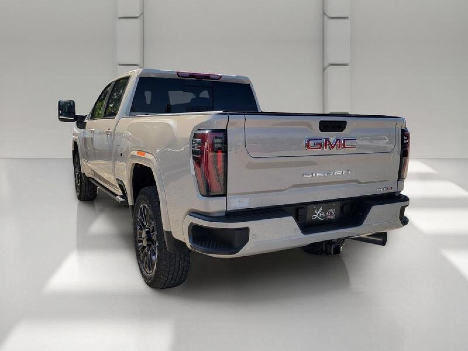 2026 GMC Sierra 2500 HD Crew Cab Standard Box 4-Wheel Drive AT4