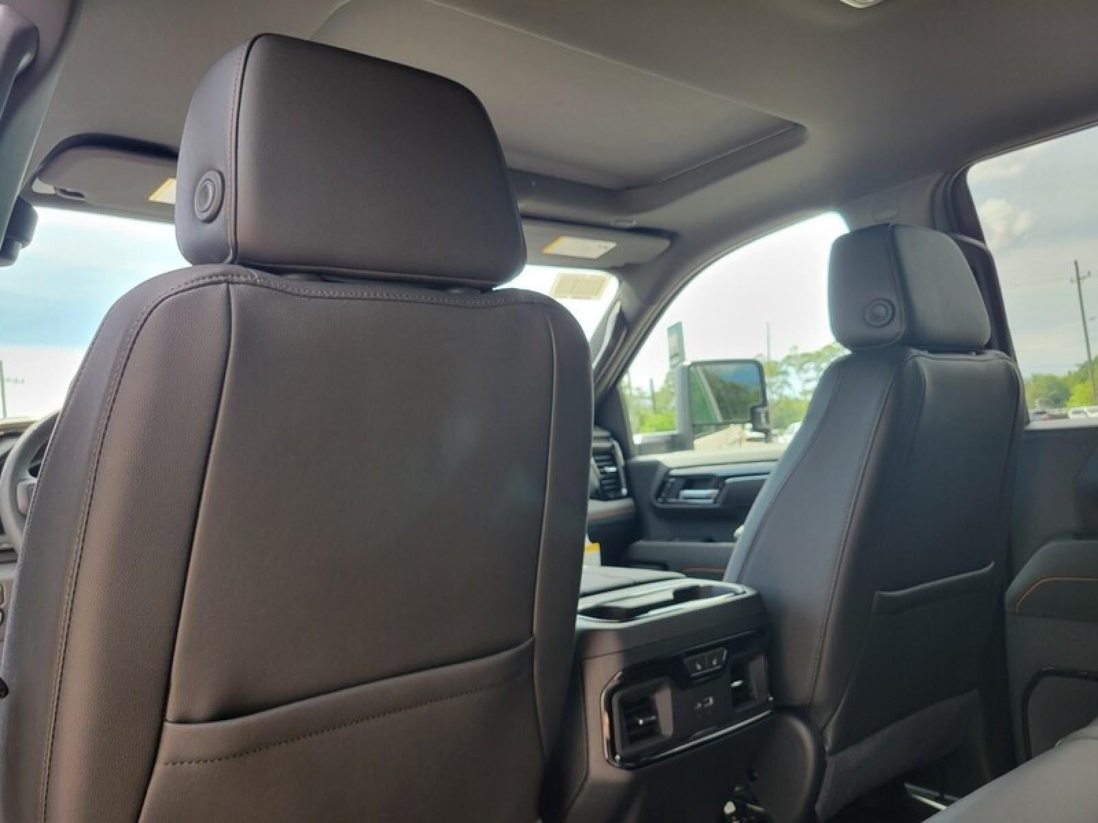 2026 GMC Sierra 2500 HD Crew Cab Standard Box 4-Wheel Drive AT4