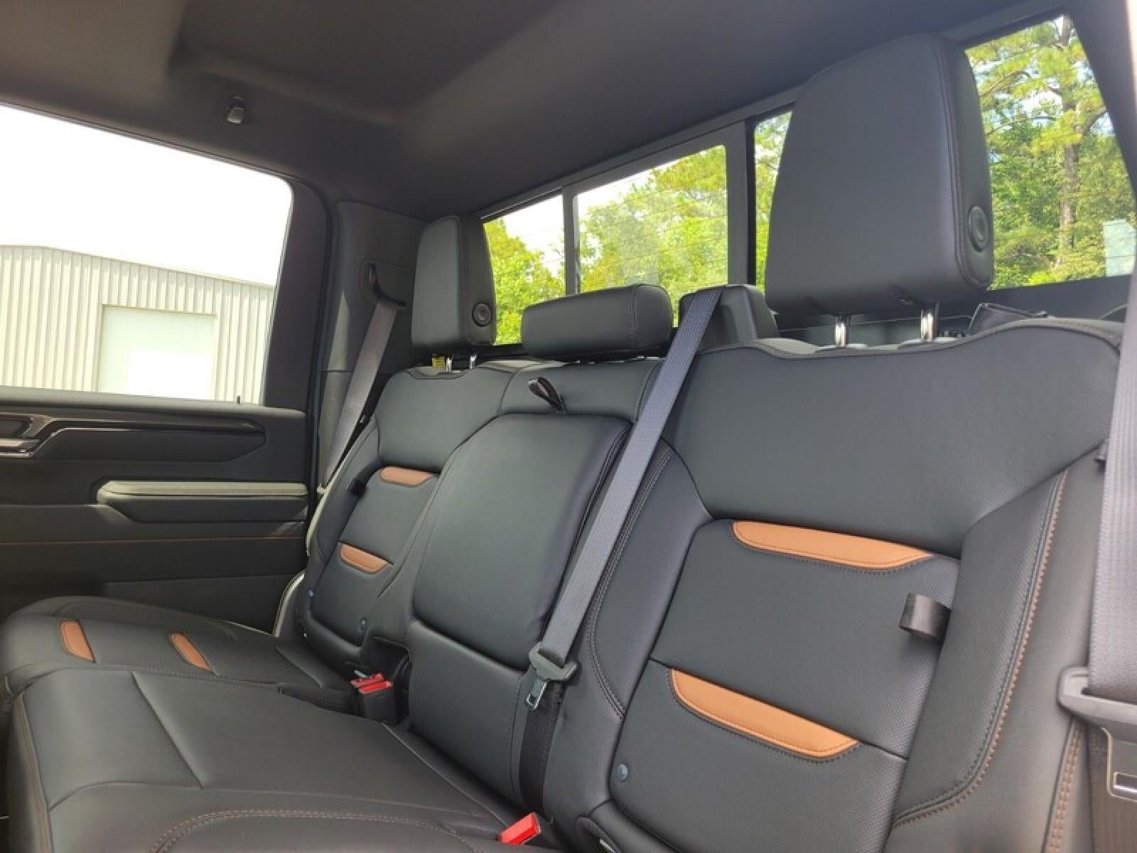 2026 GMC Sierra 2500 HD Crew Cab Standard Box 4-Wheel Drive AT4