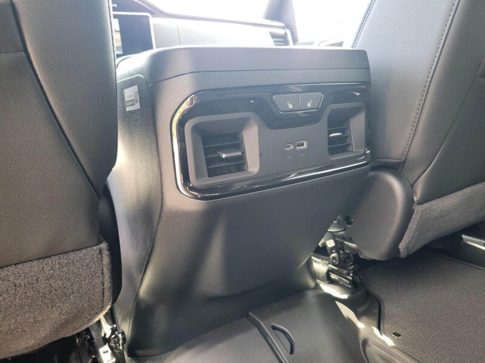 2026 GMC Sierra 2500 HD Crew Cab Standard Box 4-Wheel Drive AT4