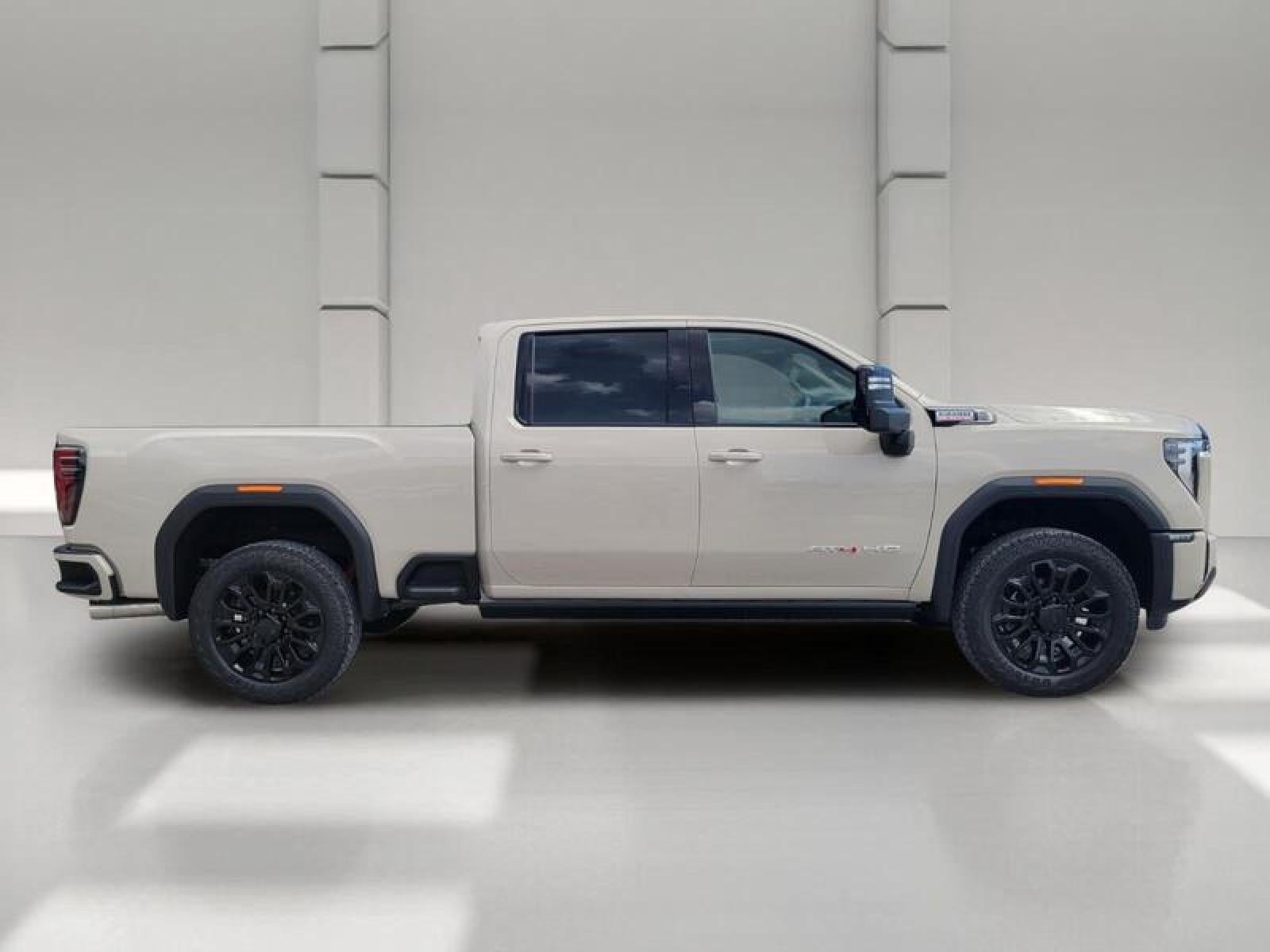 2026 GMC Sierra 2500 HD Crew Cab Standard Box 4-Wheel Drive AT4