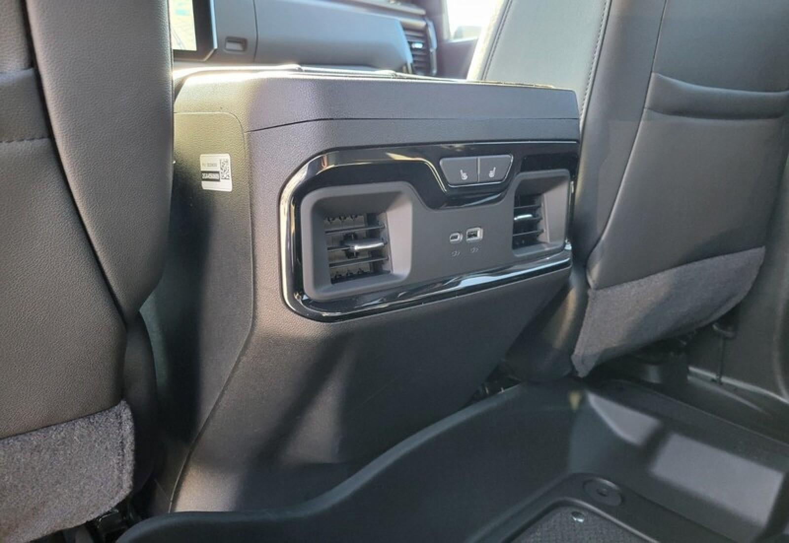 2026 GMC Sierra 2500 HD Crew Cab Standard Box 4-Wheel Drive AT4