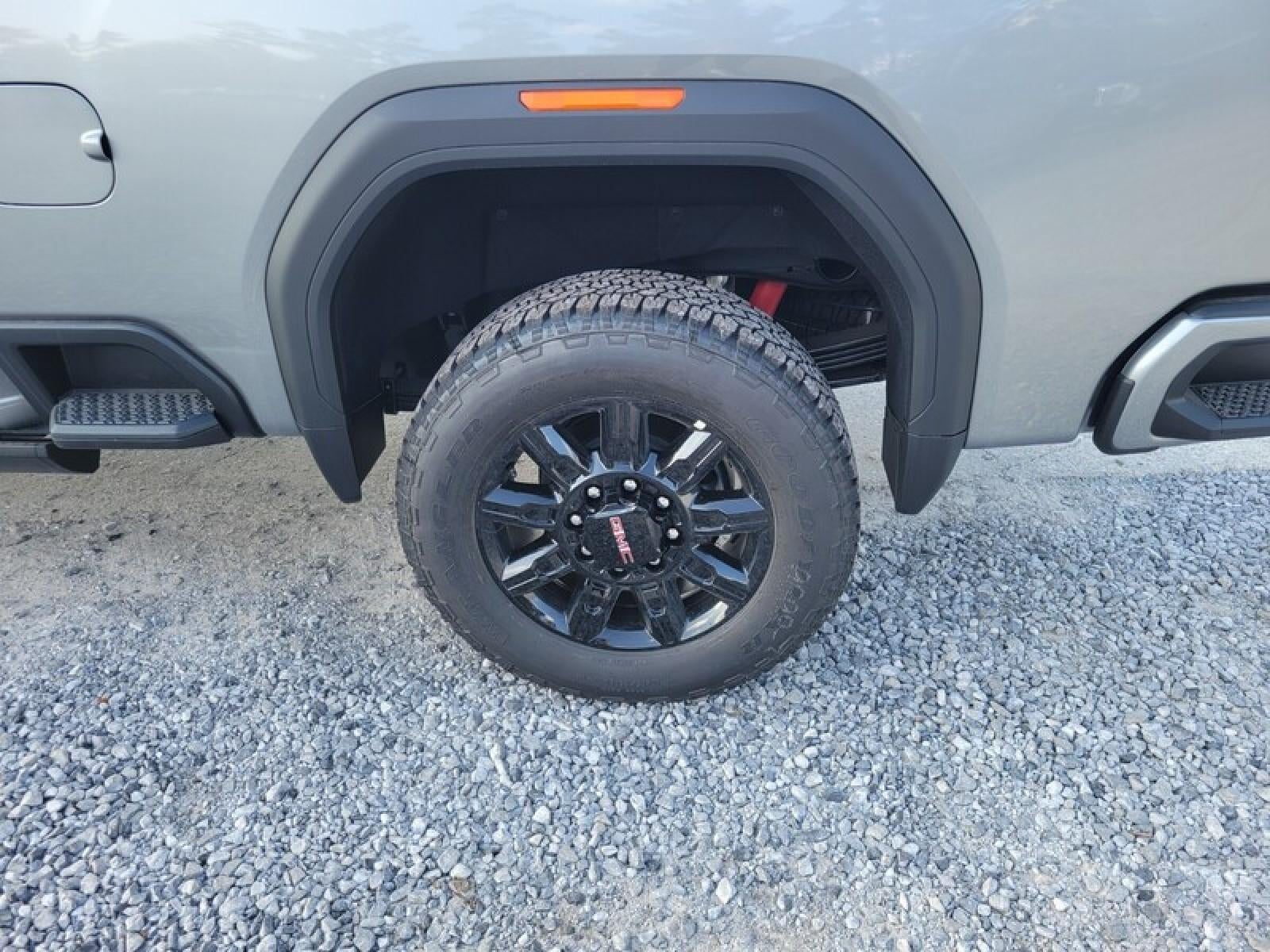 2026 GMC Sierra 2500 HD Crew Cab Standard Box 4-Wheel Drive AT4