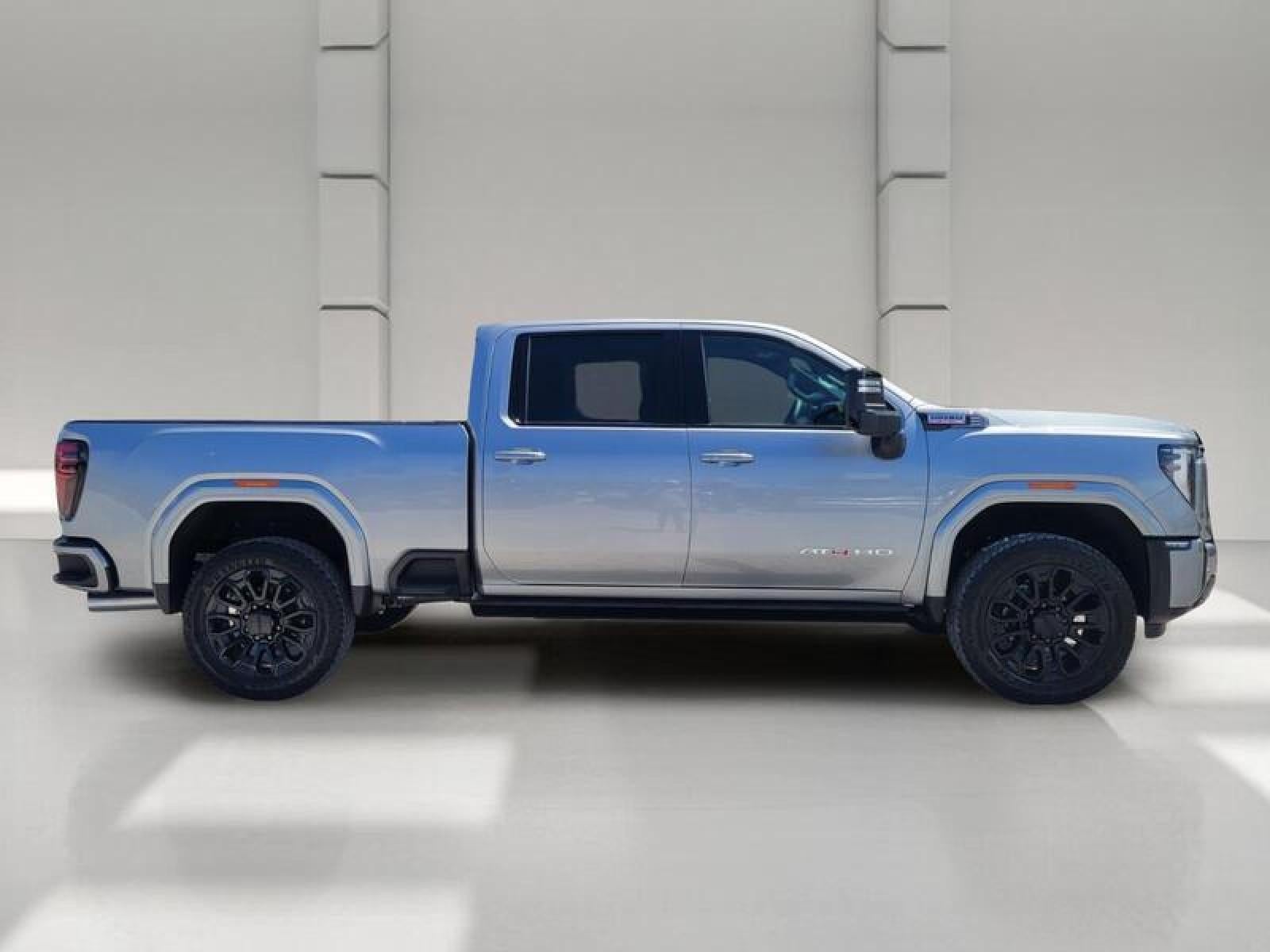 2026 GMC Sierra 2500 HD Crew Cab Standard Box 4-Wheel Drive AT4