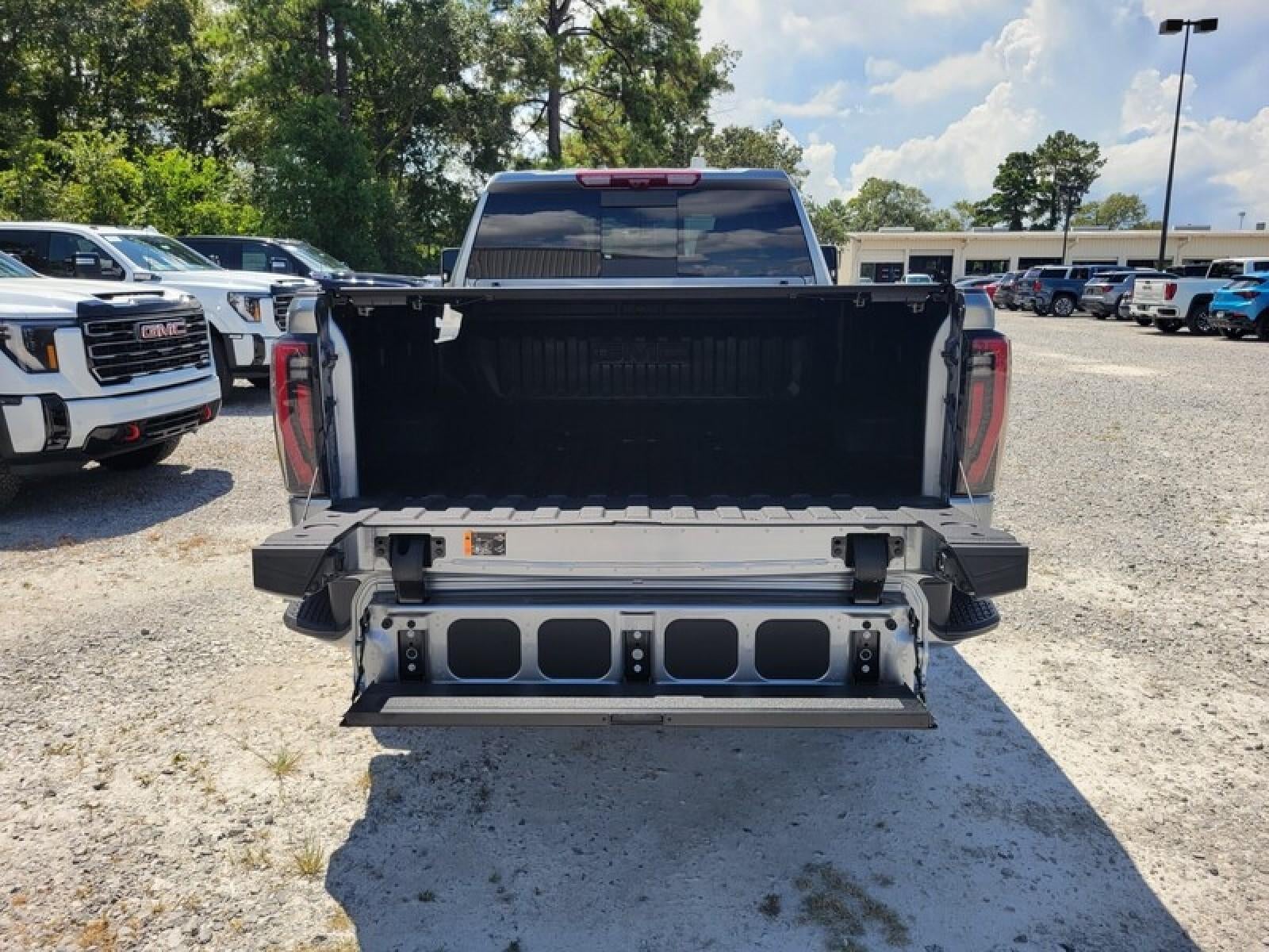 2026 GMC Sierra 2500 HD Crew Cab Standard Box 4-Wheel Drive AT4
