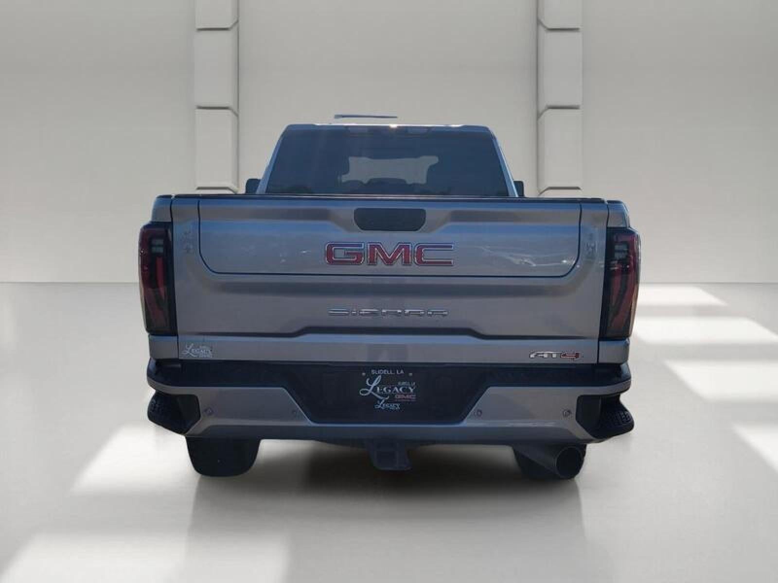 2025 GMC Sierra 2500 HD AT4