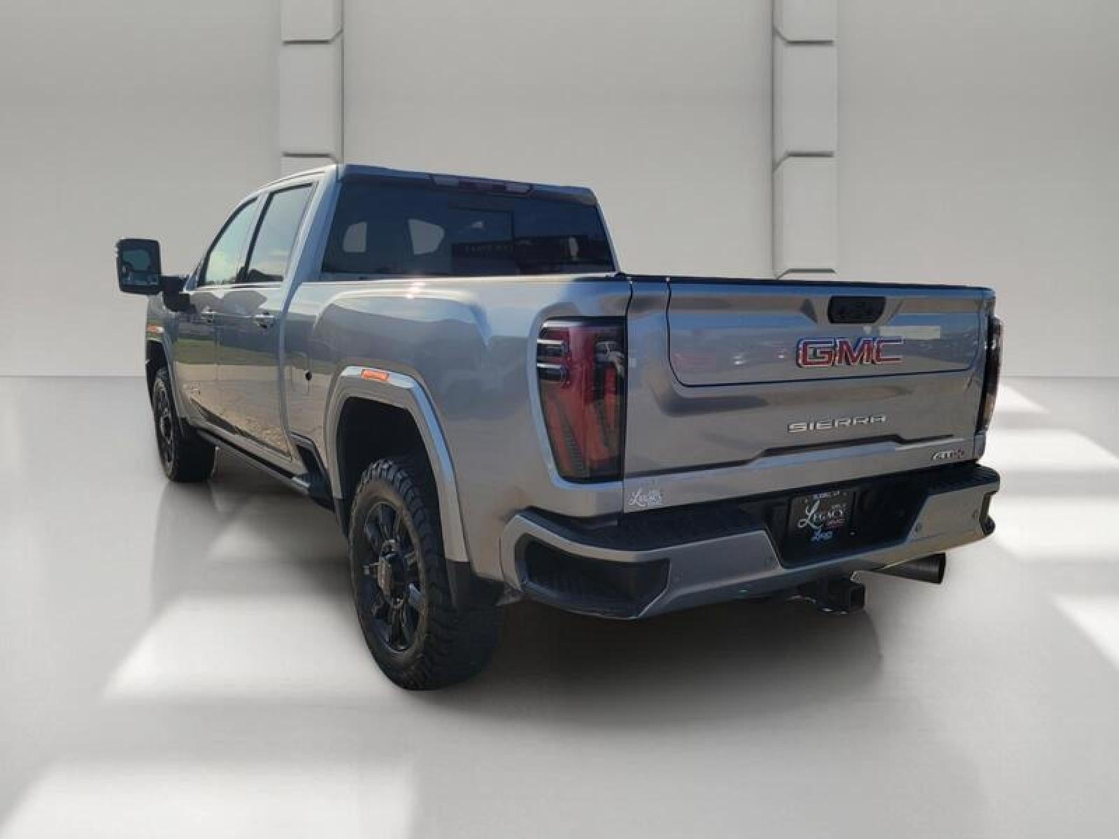 2025 GMC Sierra 2500 HD AT4