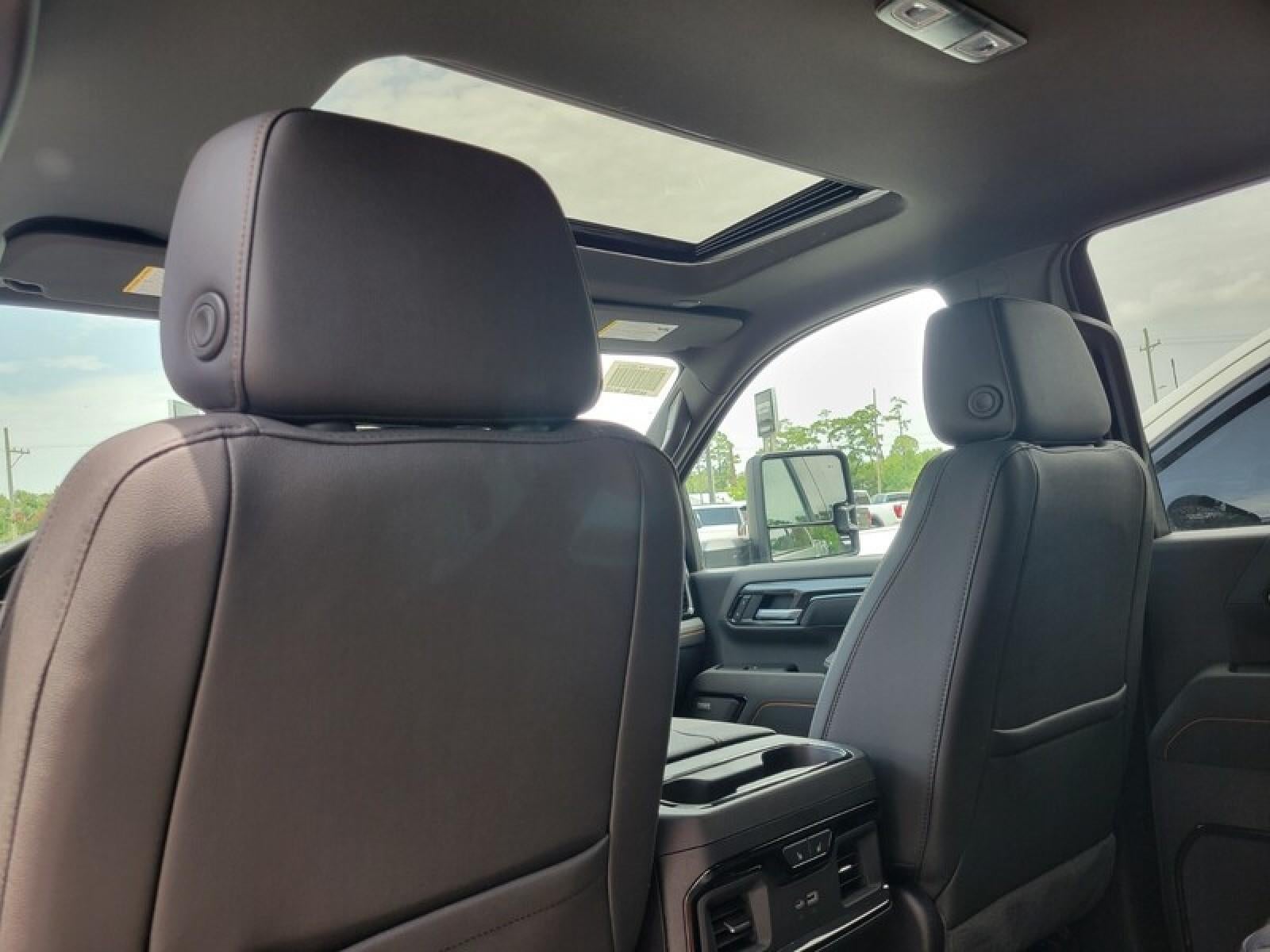 2026 GMC Sierra 2500 HD Crew Cab Long Box 4-Wheel Drive AT4