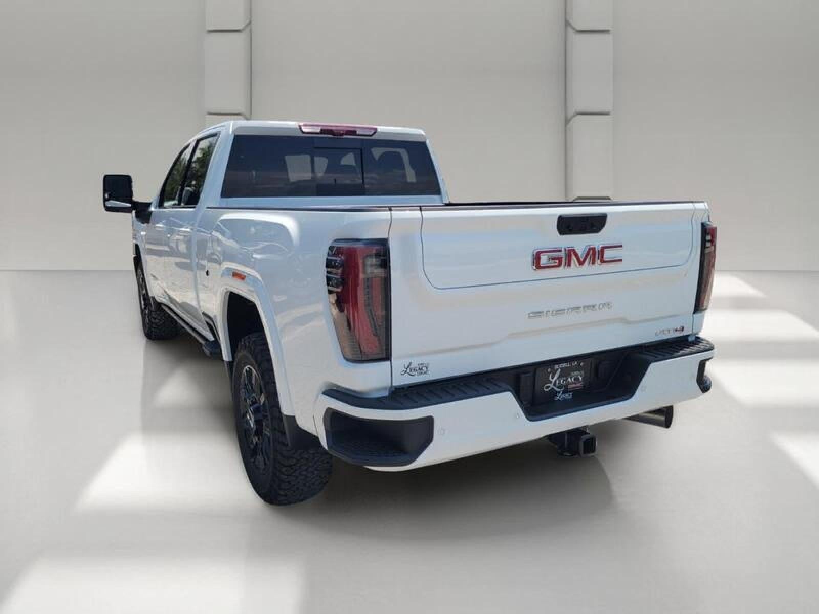 2026 GMC Sierra 2500 HD Crew Cab Standard Box 4-Wheel Drive AT4