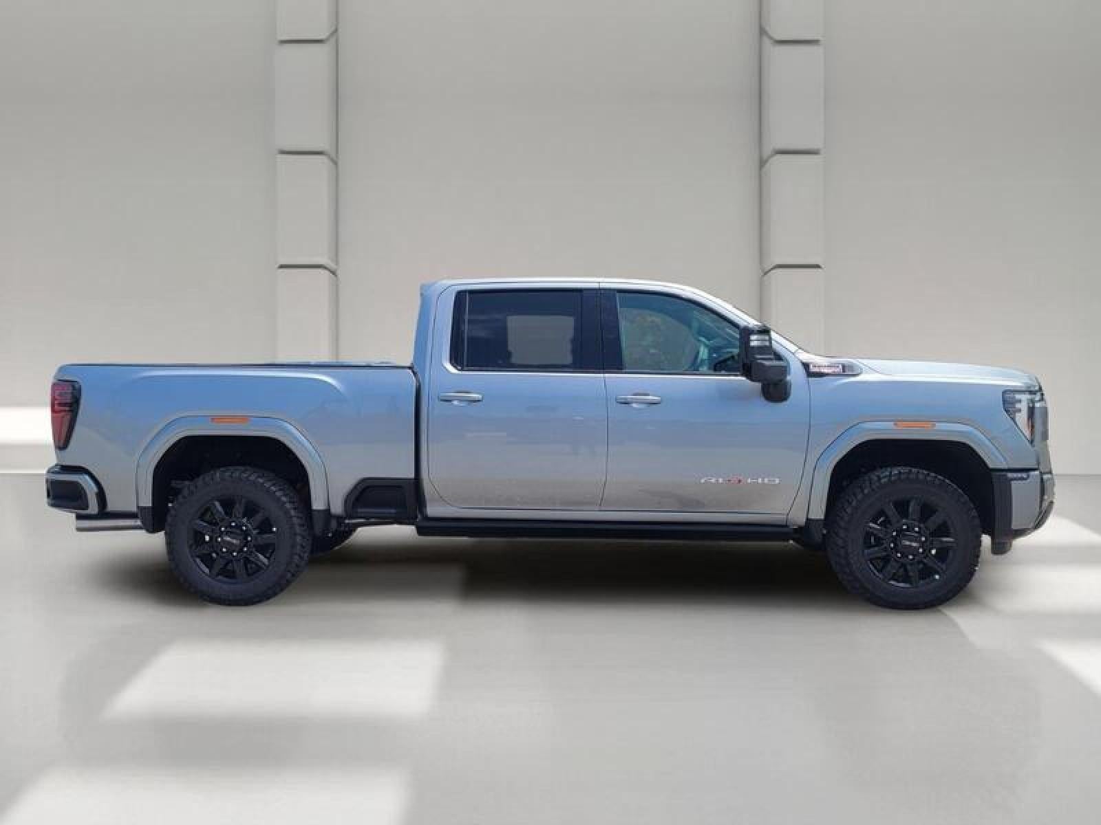 2026 GMC Sierra 2500 HD Crew Cab Standard Box 4-Wheel Drive AT4