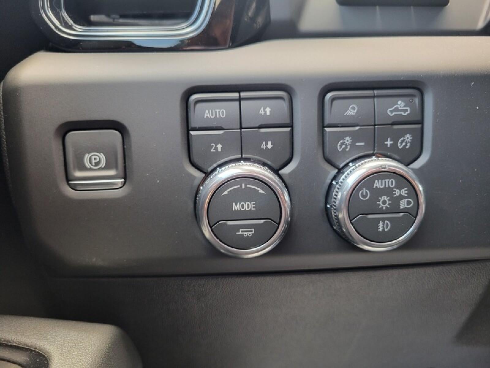 2026 GMC Sierra 2500 HD Crew Cab Standard Box 4-Wheel Drive AT4