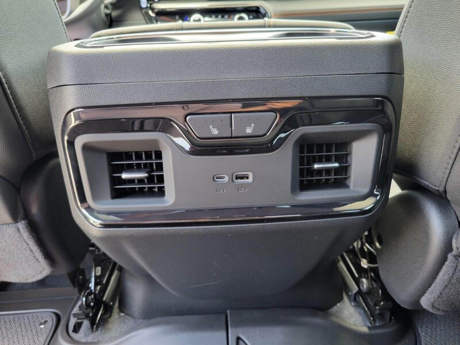 2026 GMC Sierra 2500 HD Crew Cab Standard Box 4-Wheel Drive AT4