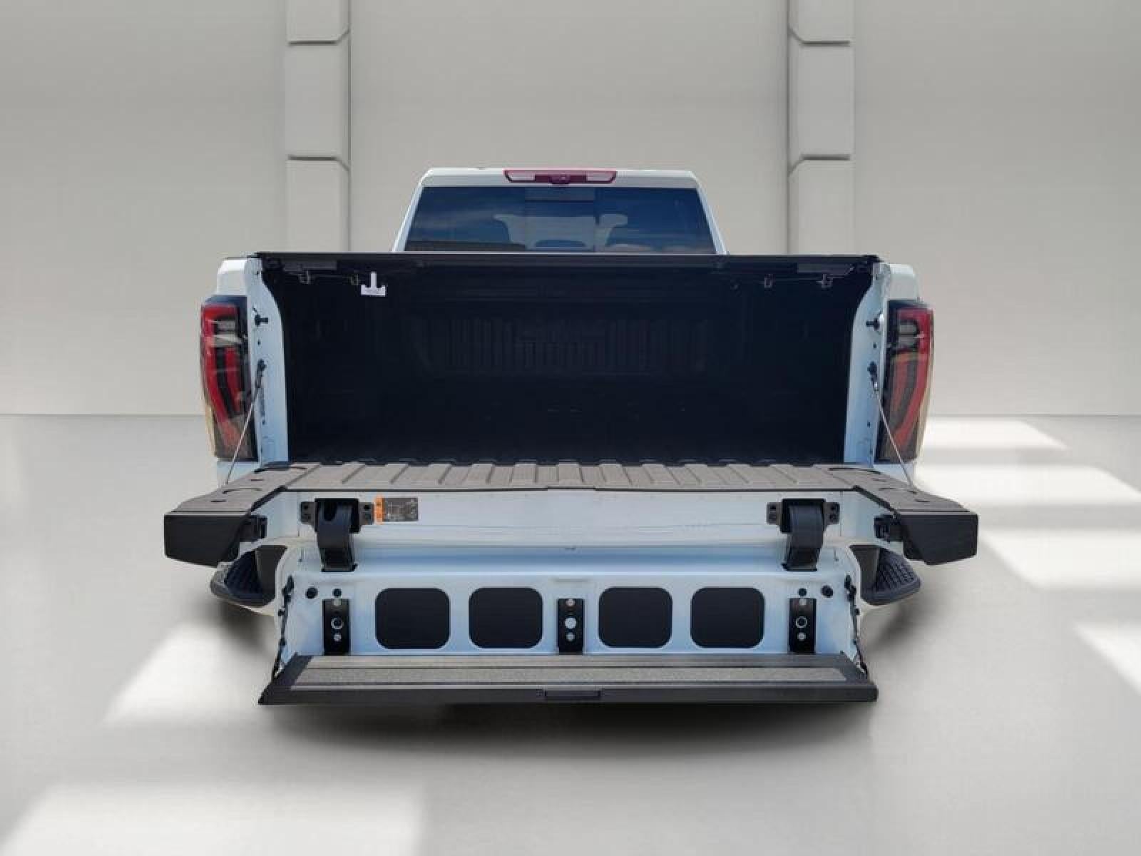 2026 GMC Sierra 2500 HD Crew Cab Standard Box 4-Wheel Drive AT4