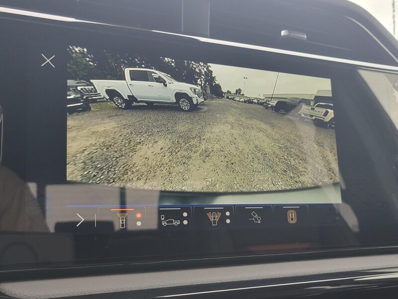 2026 GMC Sierra 2500 HD Crew Cab Standard Box 4-Wheel Drive AT4