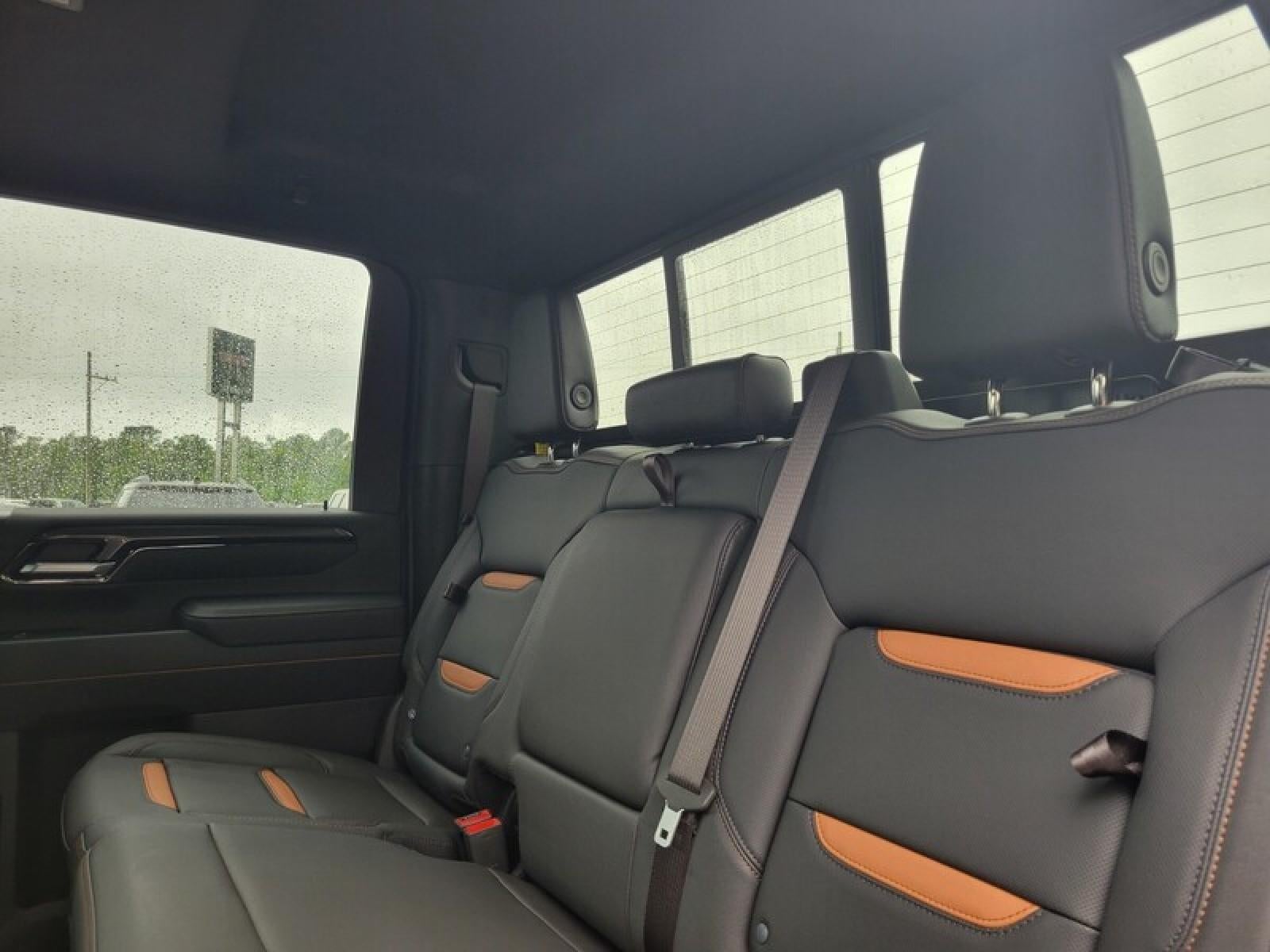 2026 GMC Sierra 2500 HD Crew Cab Standard Box 4-Wheel Drive AT4