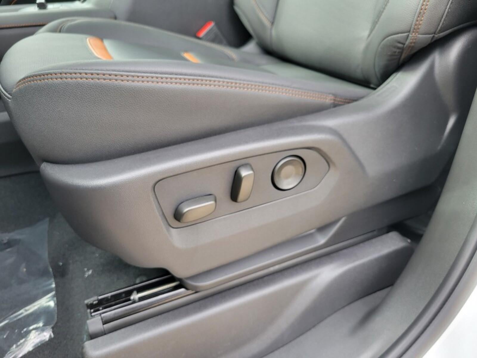 2026 GMC Sierra 2500 HD Crew Cab Standard Box 4-Wheel Drive AT4