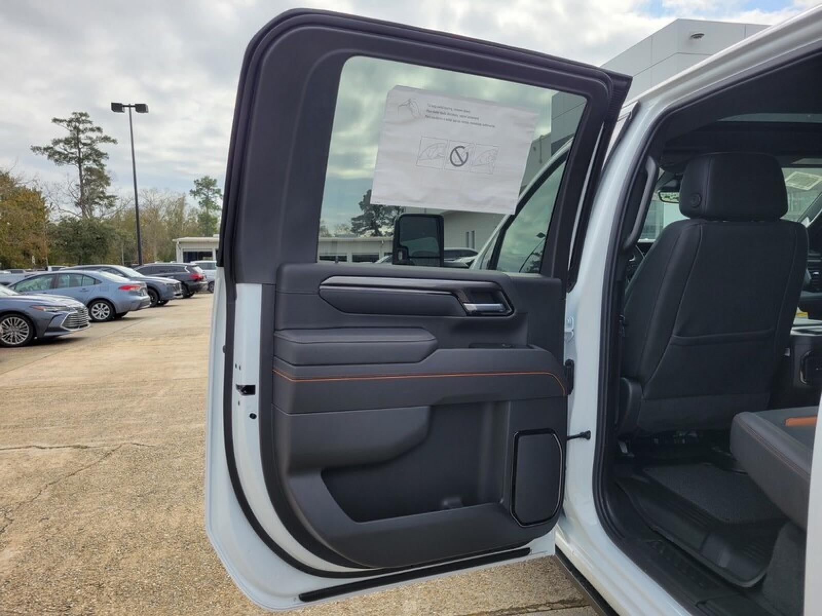 2026 GMC Sierra 2500 HD Crew Cab Standard Box 4-Wheel Drive AT4