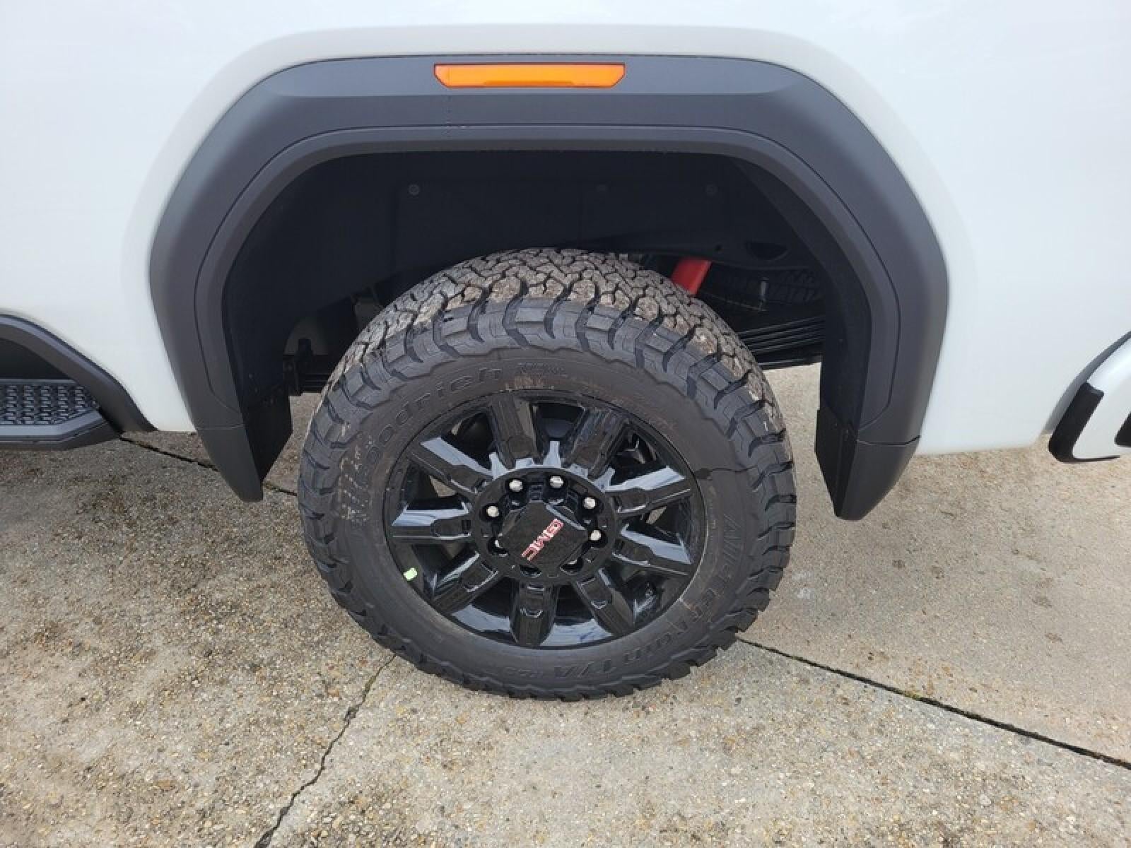 2026 GMC Sierra 2500 HD Crew Cab Standard Box 4-Wheel Drive AT4