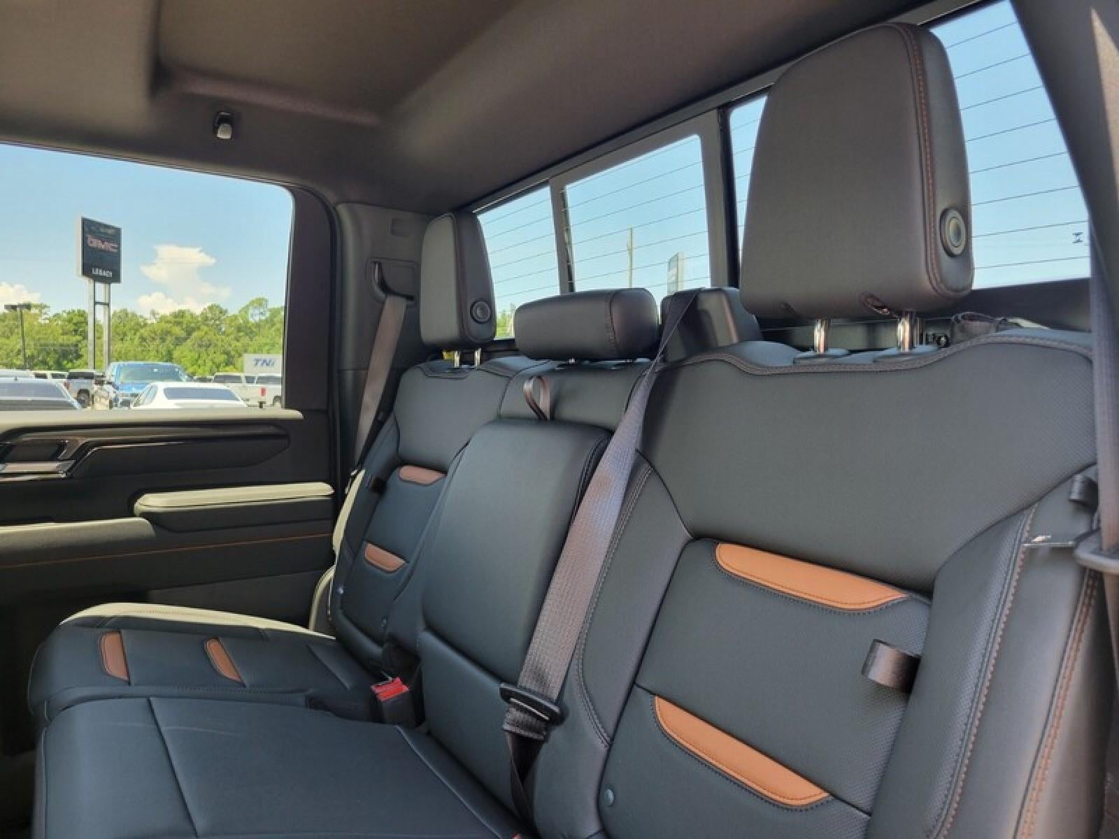 2026 GMC Sierra 2500 HD Crew Cab Standard Box 4-Wheel Drive AT4